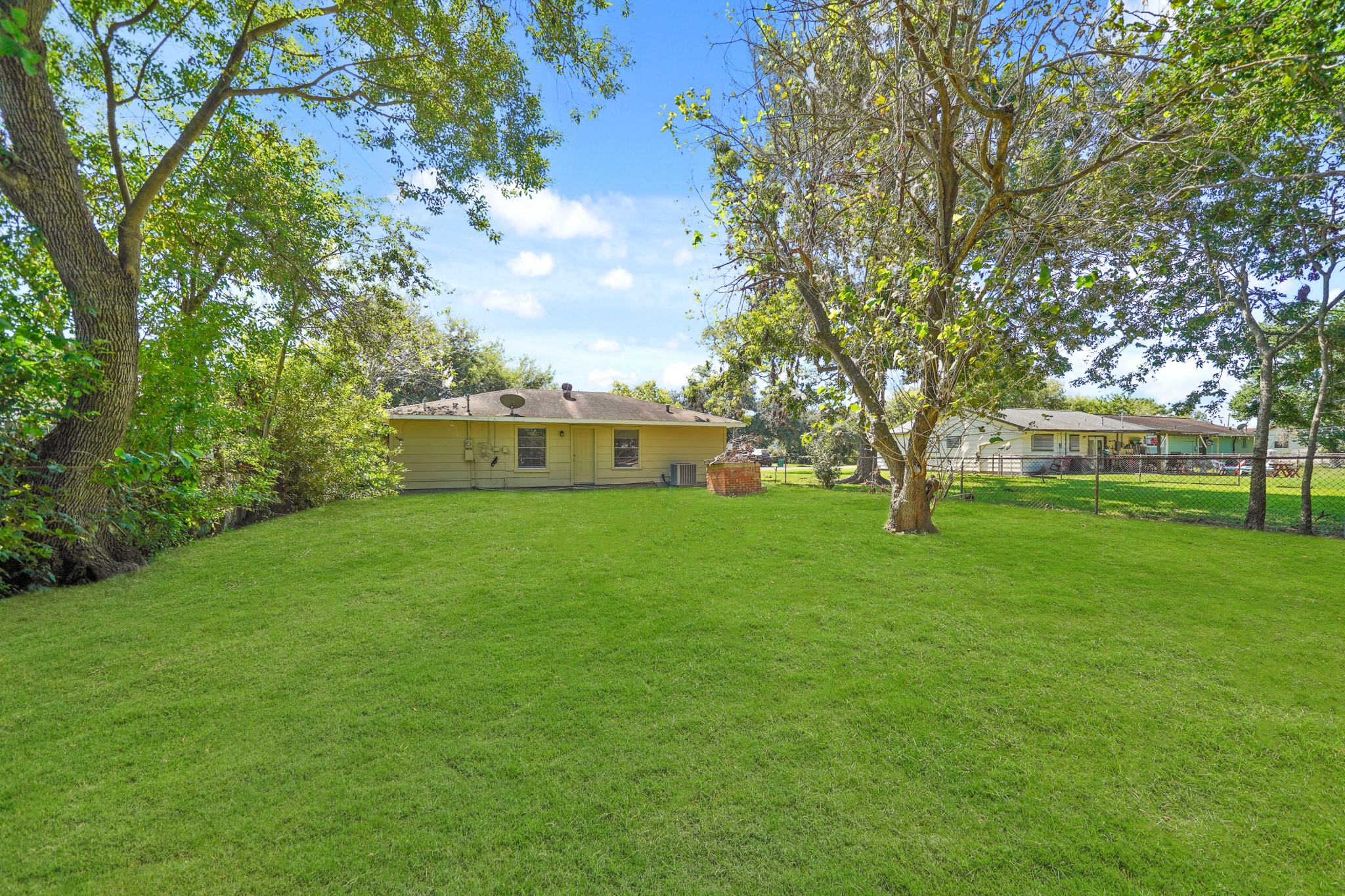 306 Pear Street Property Photo 10