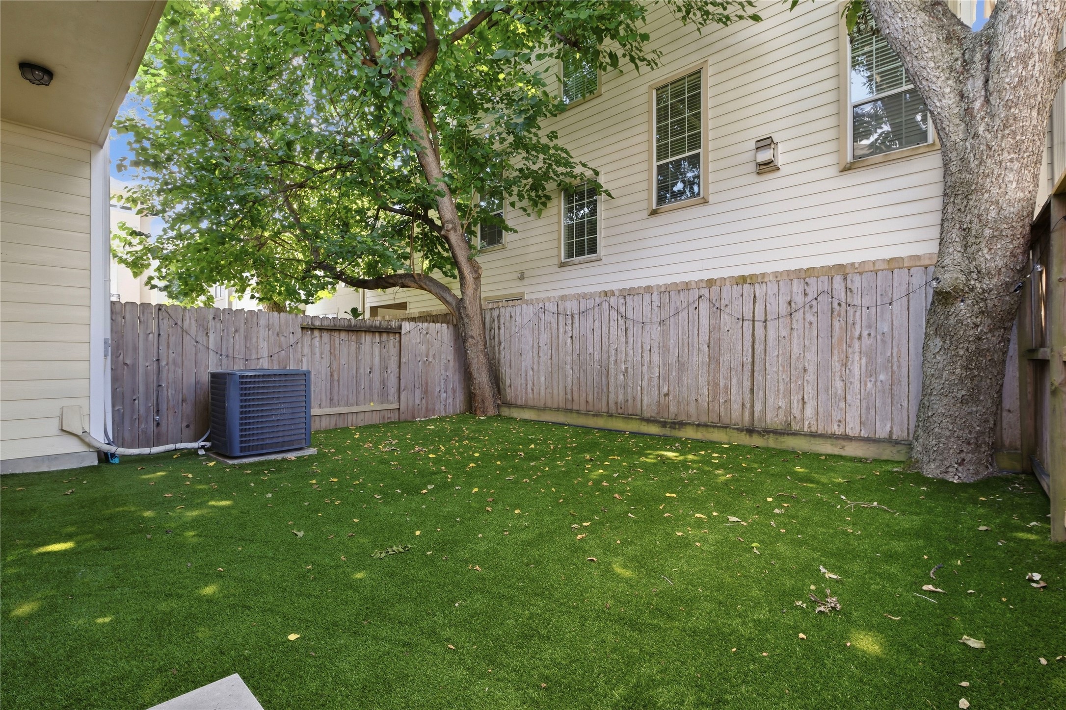 6011 Truro Street B Property Photo 23