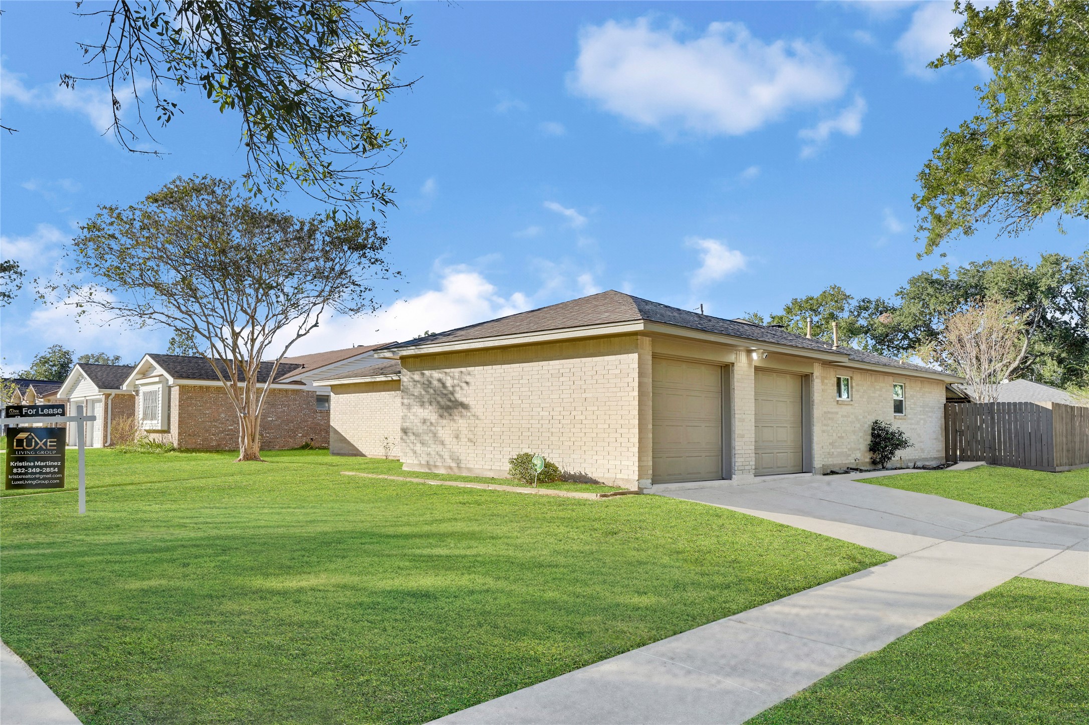 8802 Tanager Street Property Photo 3
