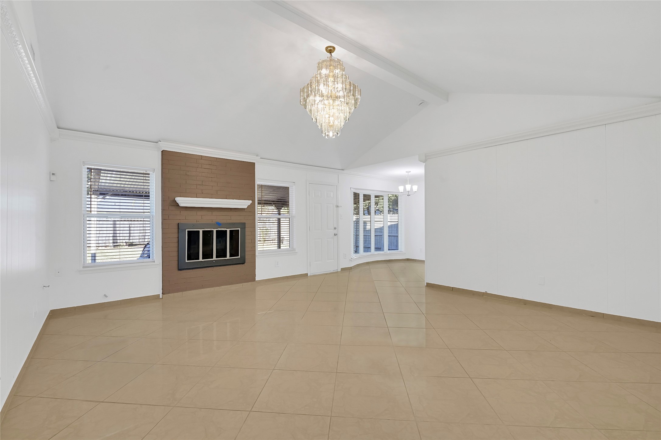 8802 Tanager Street Property Photo 9