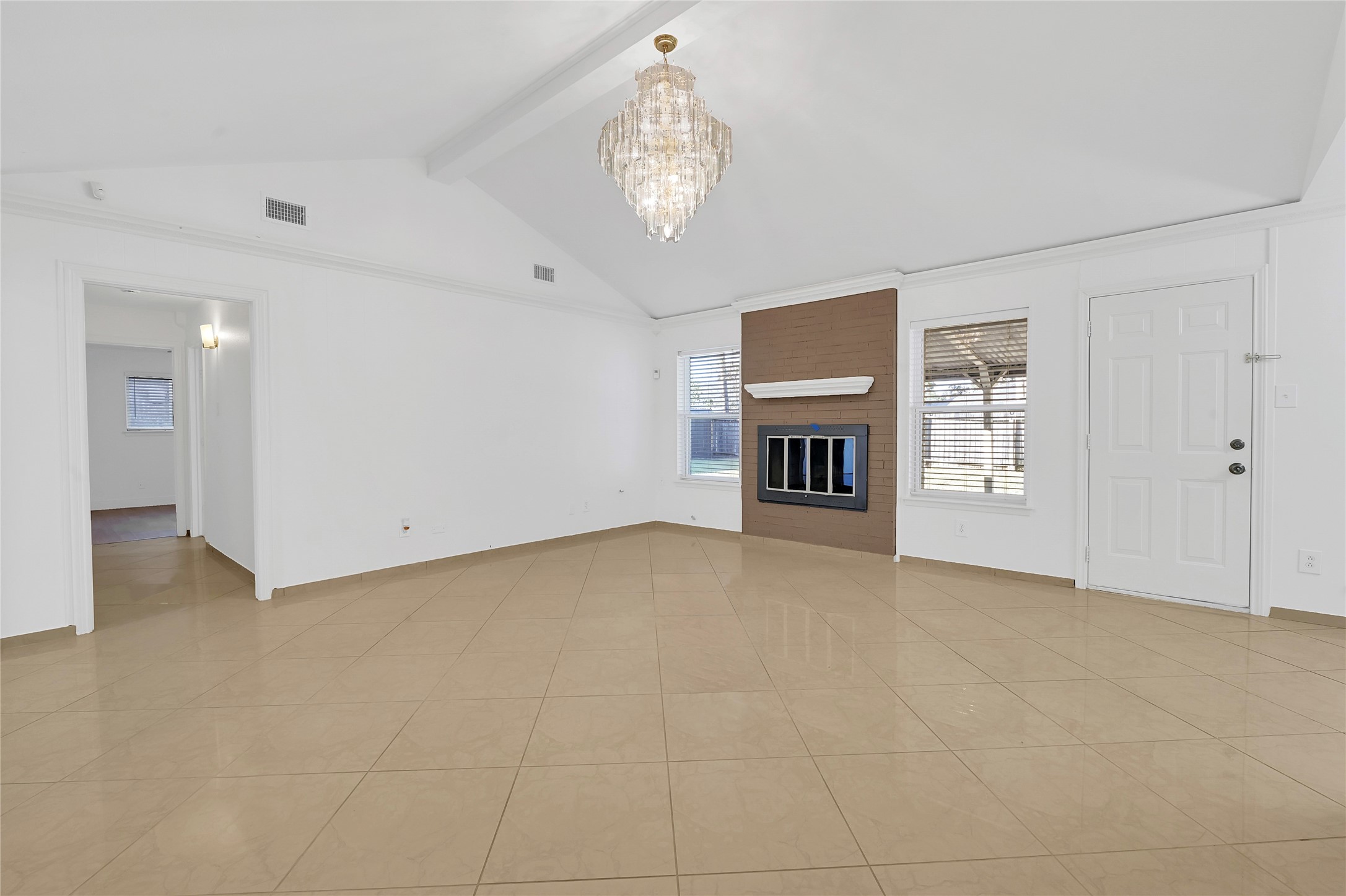8802 Tanager Street Property Photo 12