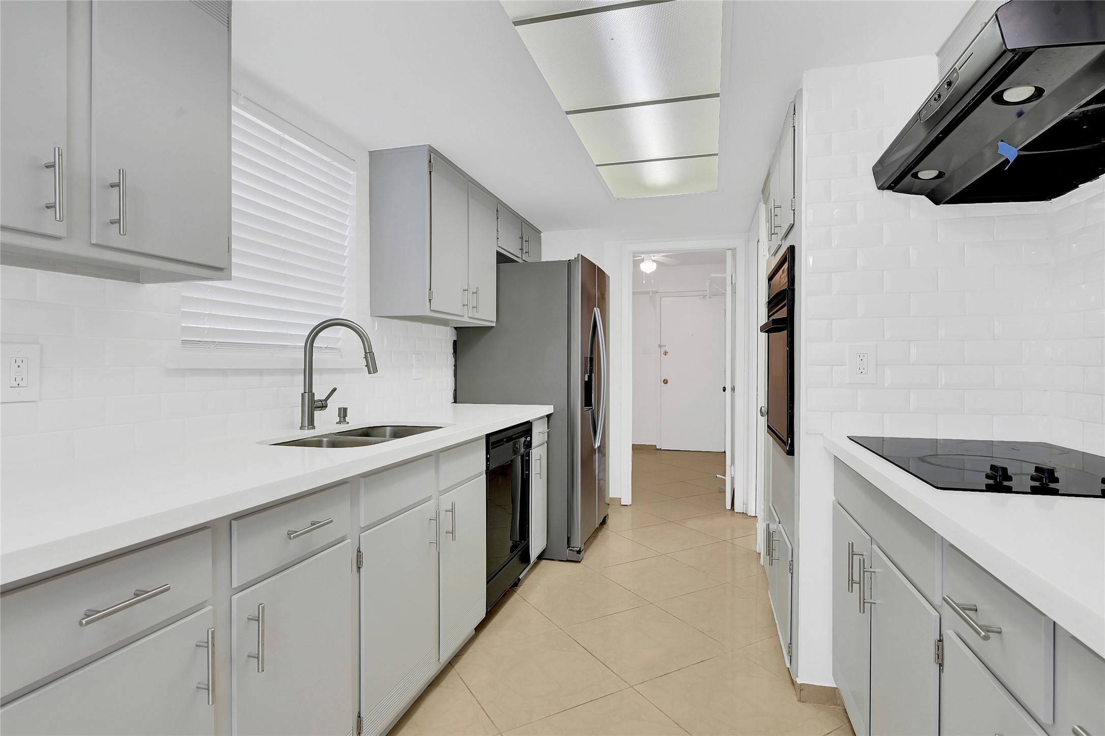 8802 Tanager Street Property Photo 15