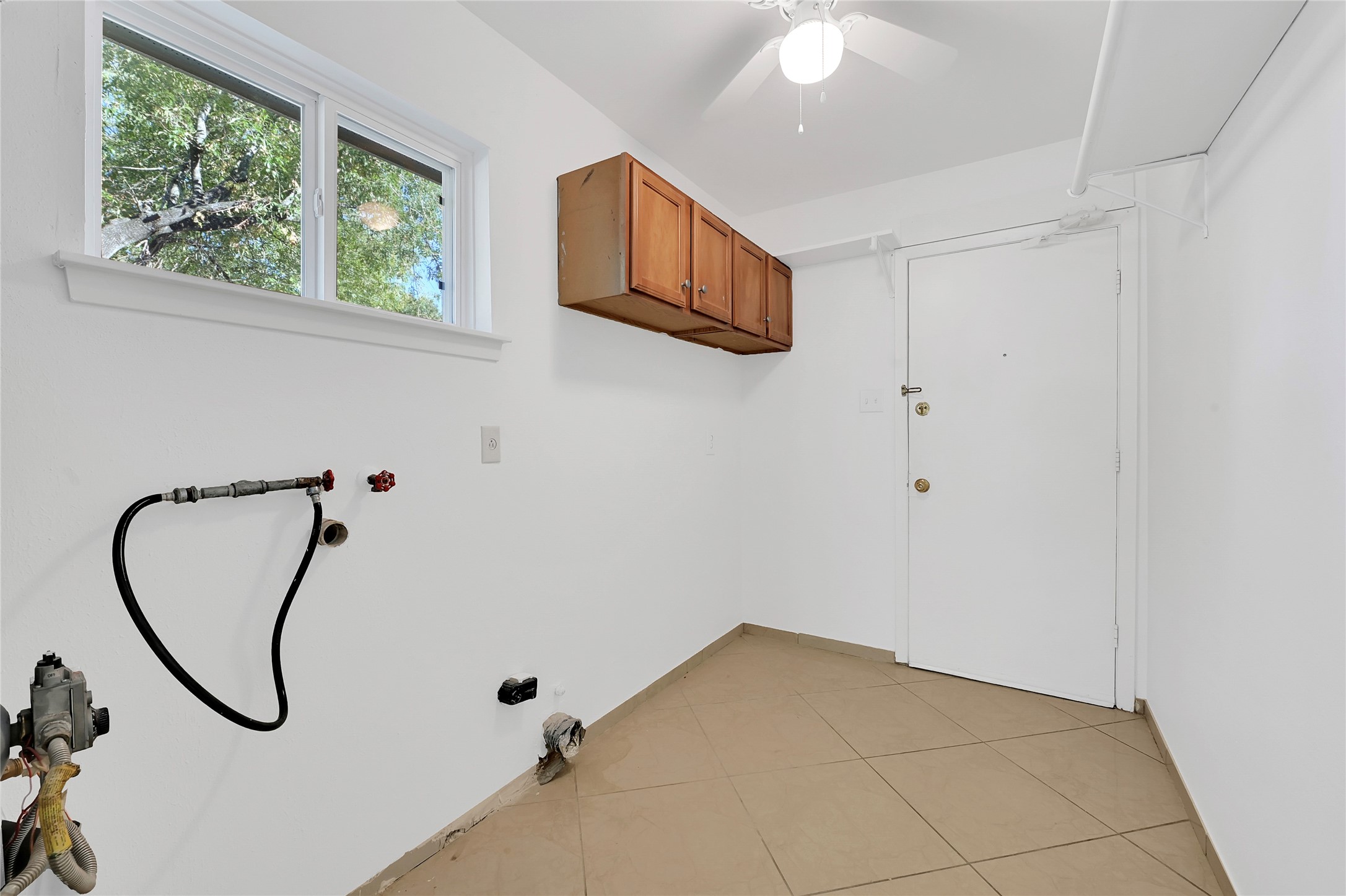 8802 Tanager Street Property Photo 16