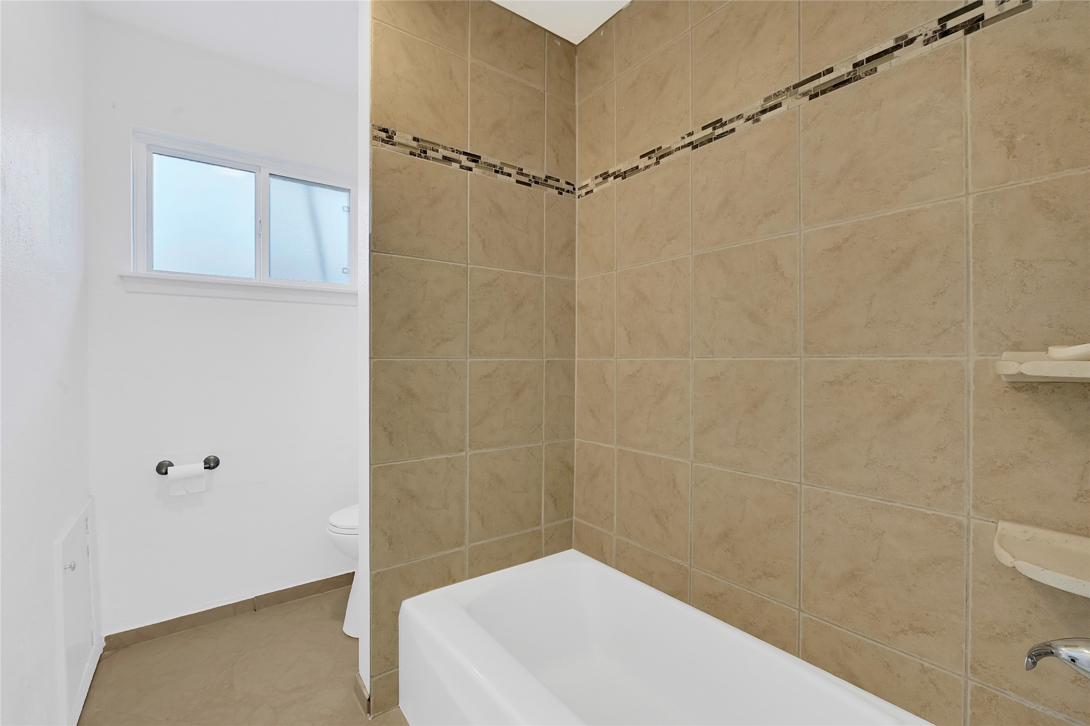 8802 Tanager Street Property Photo 19