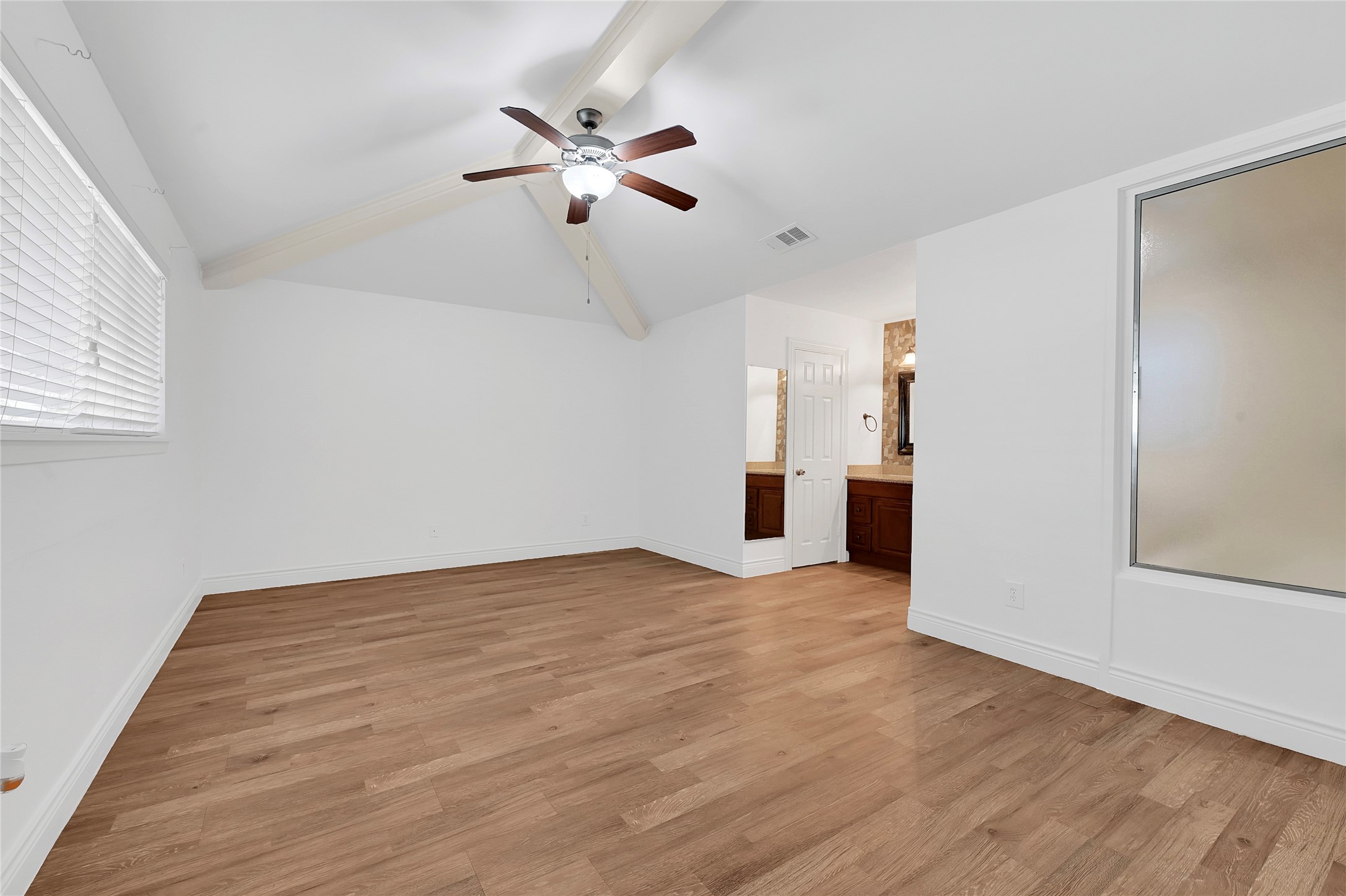 8802 Tanager Street Property Photo 22