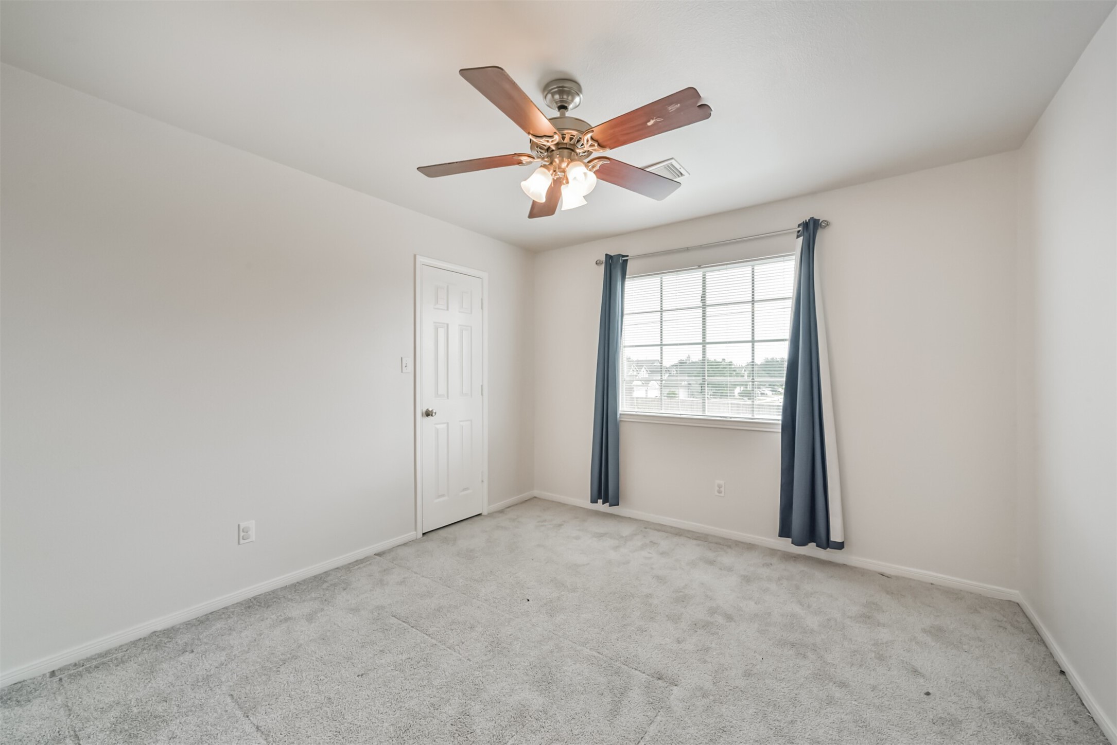 3207 Leila Oaks Drive Property Photo 22