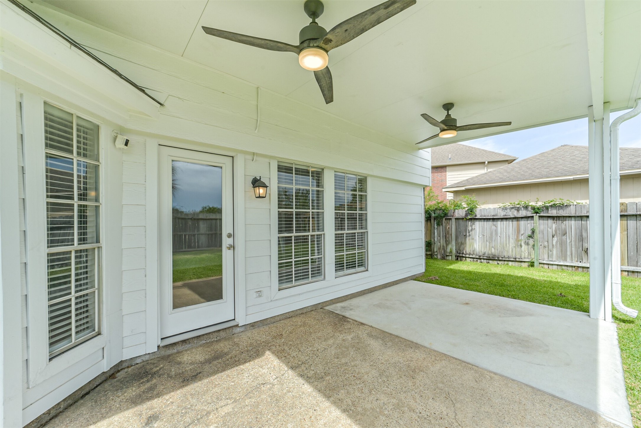 3207 Leila Oaks Drive Property Photo 25
