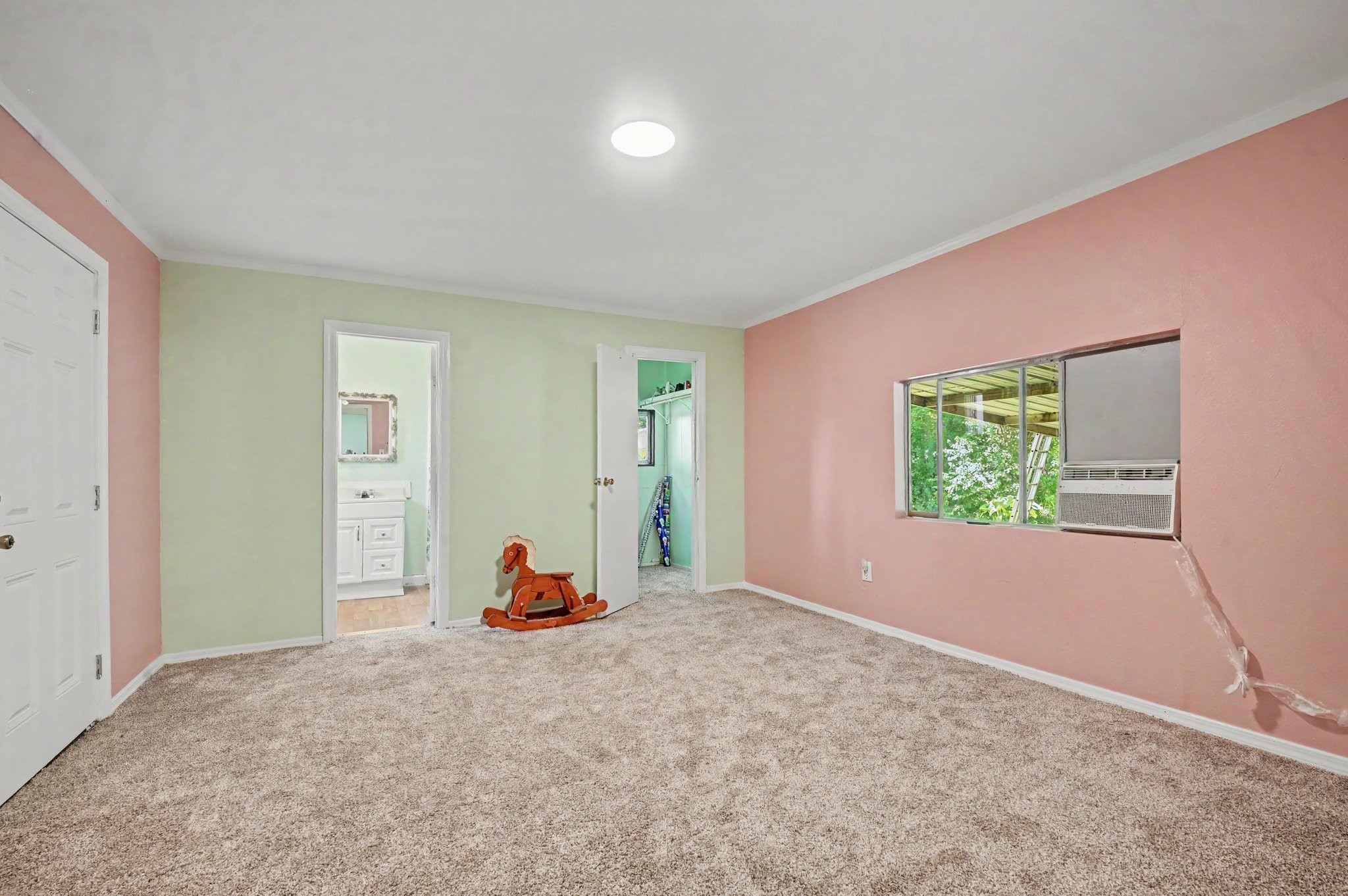 4810 Holly Ave Property Photo 15