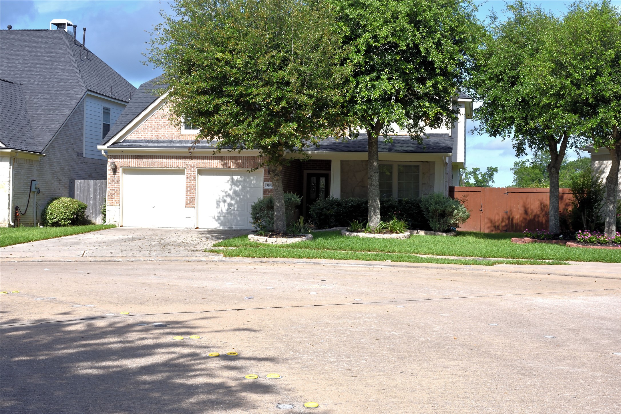 5106 Autumn Rose Lane Property Photo 1
