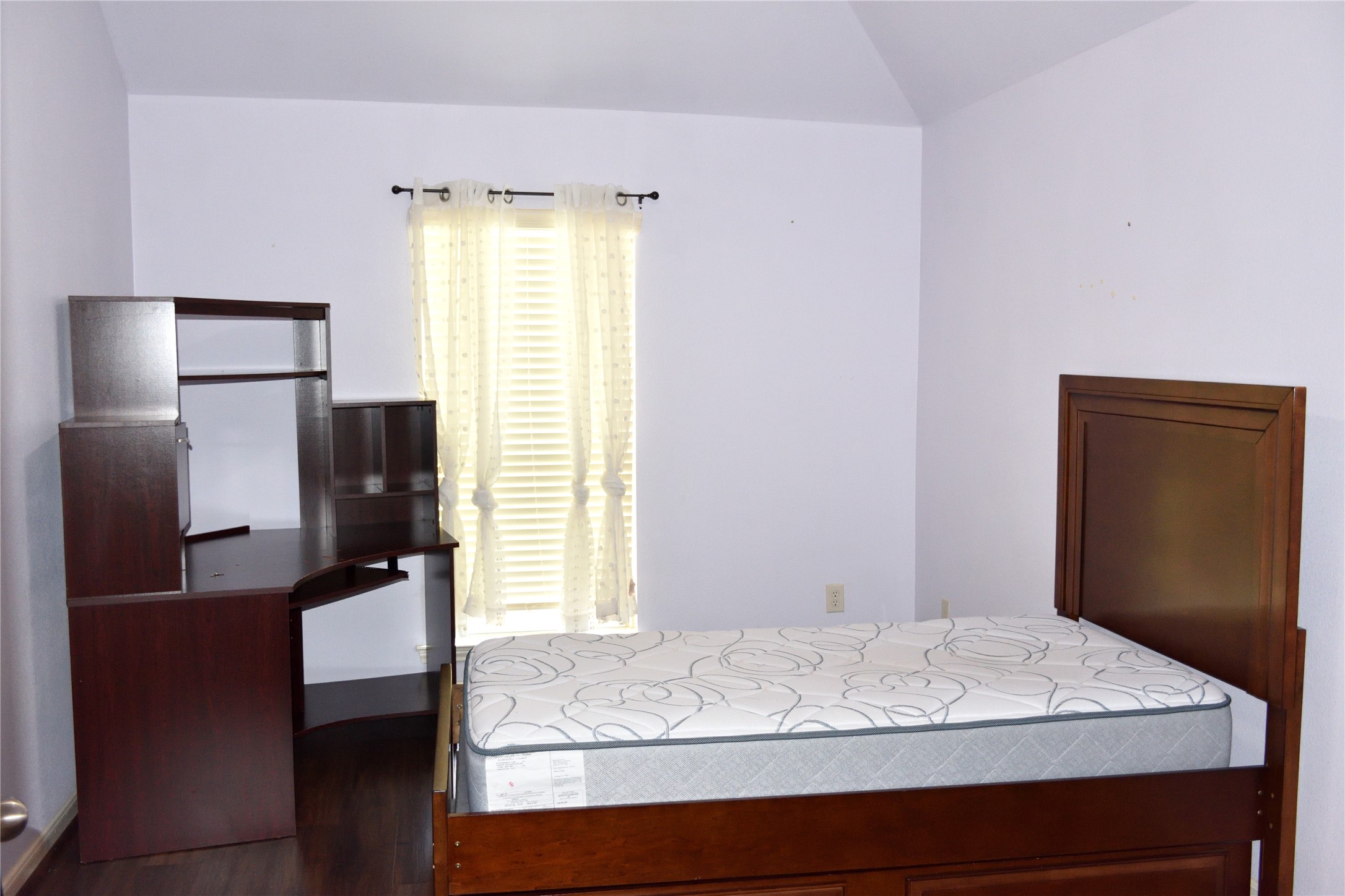 5106 Autumn Rose Lane Property Photo 21