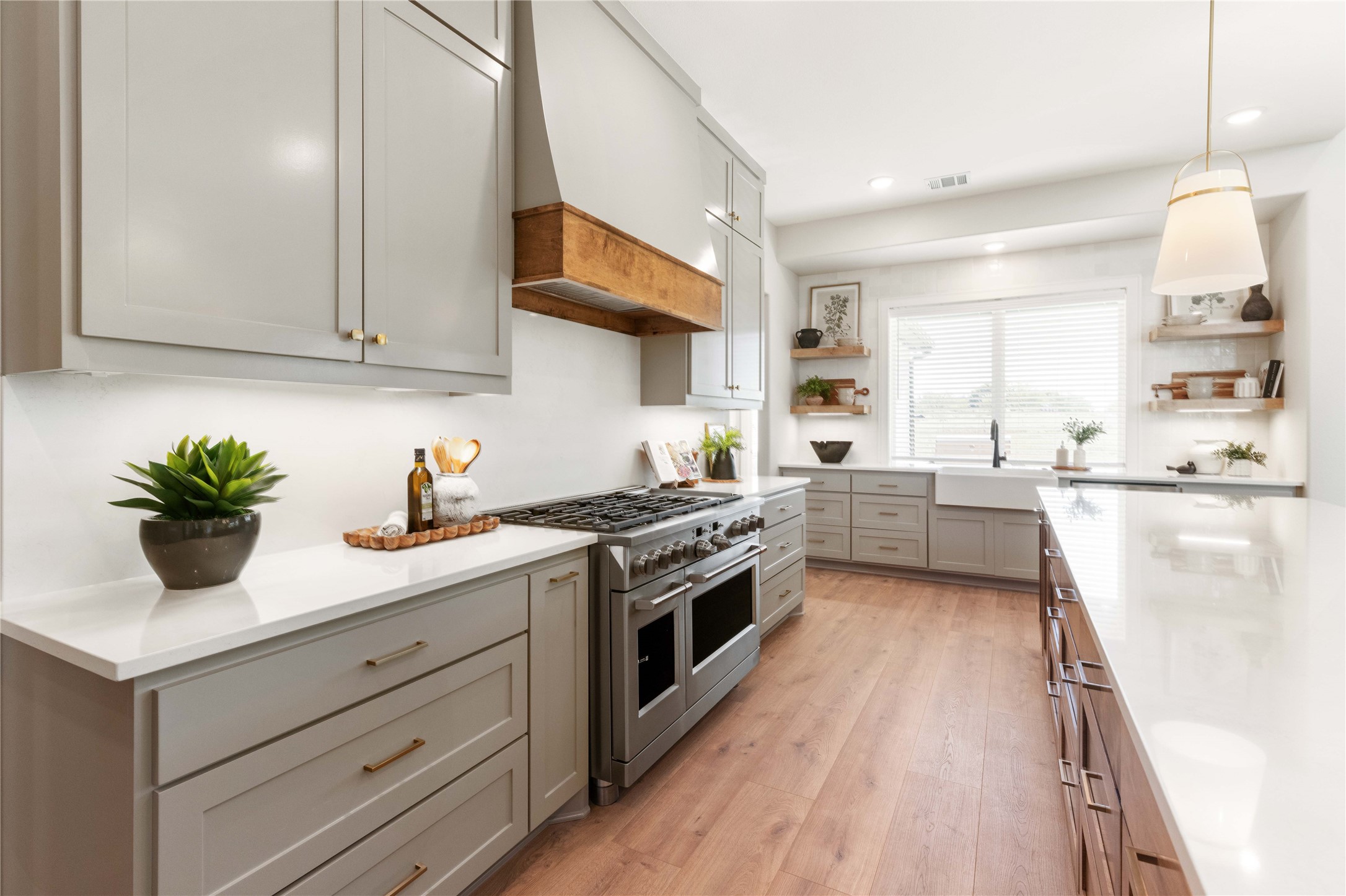 5632 Mill Water Court Property Photo 9