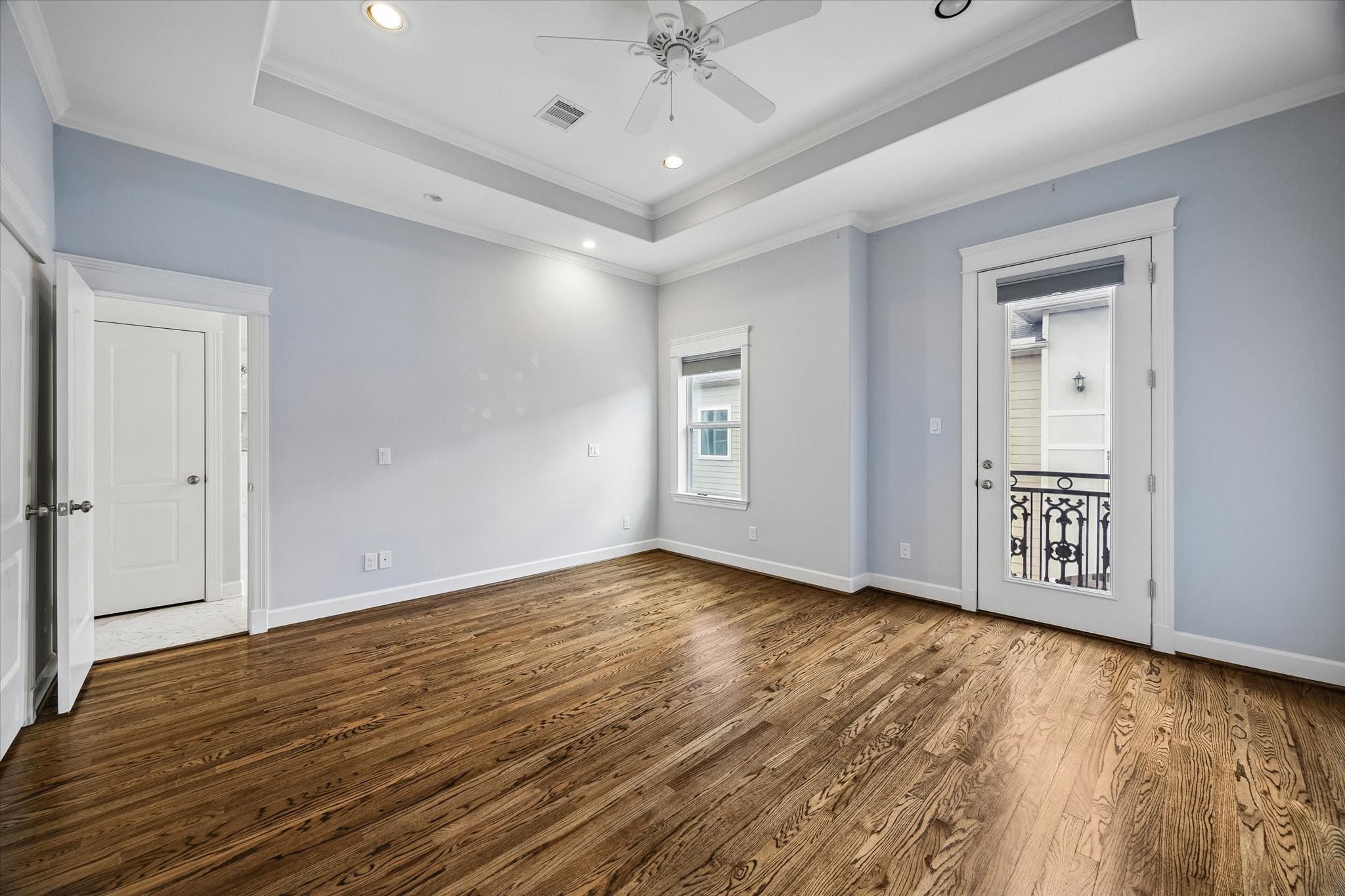 609 Rutland Street B Property Photo 13