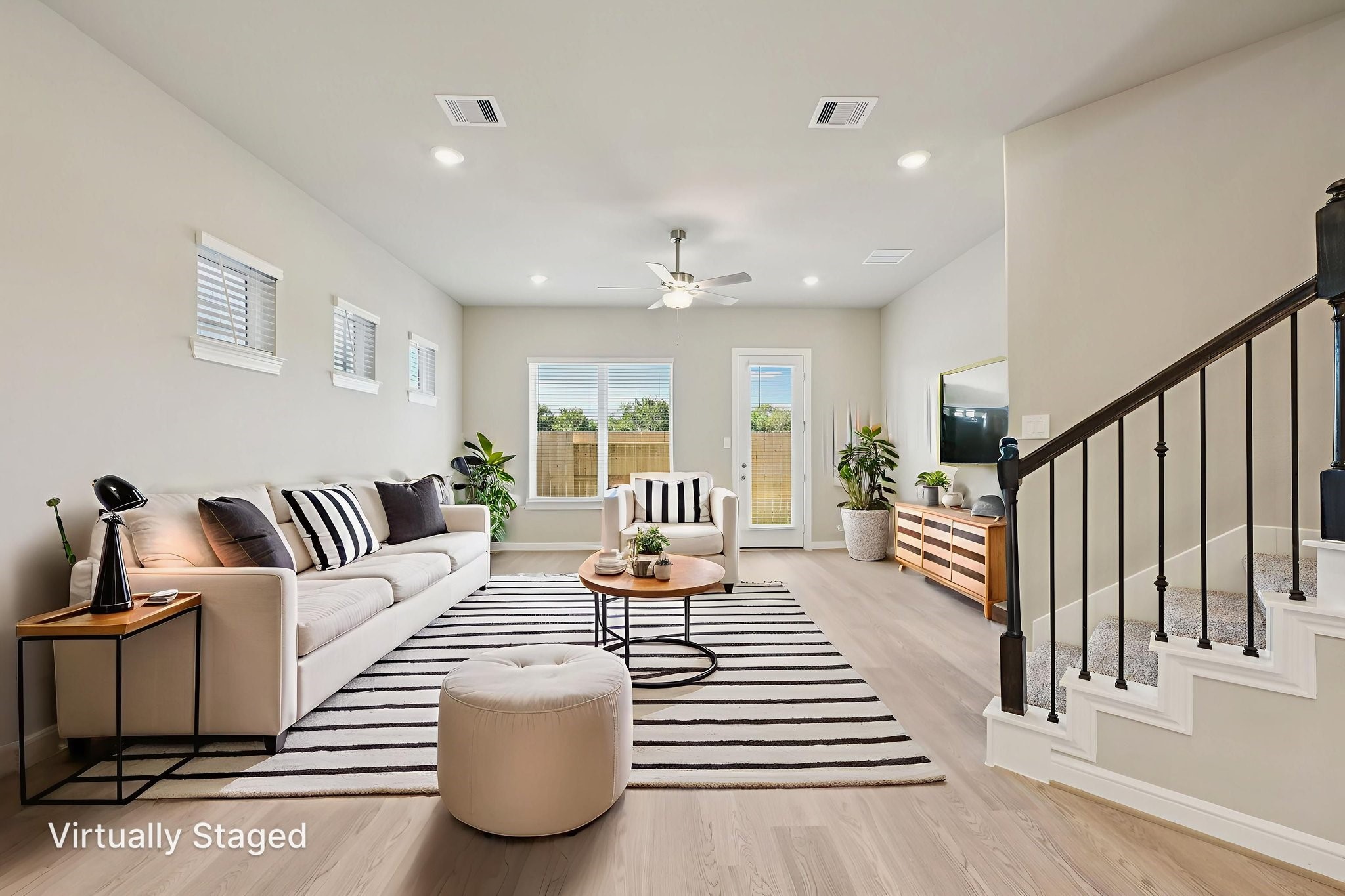 707 Topwater Trail Property Photo 4