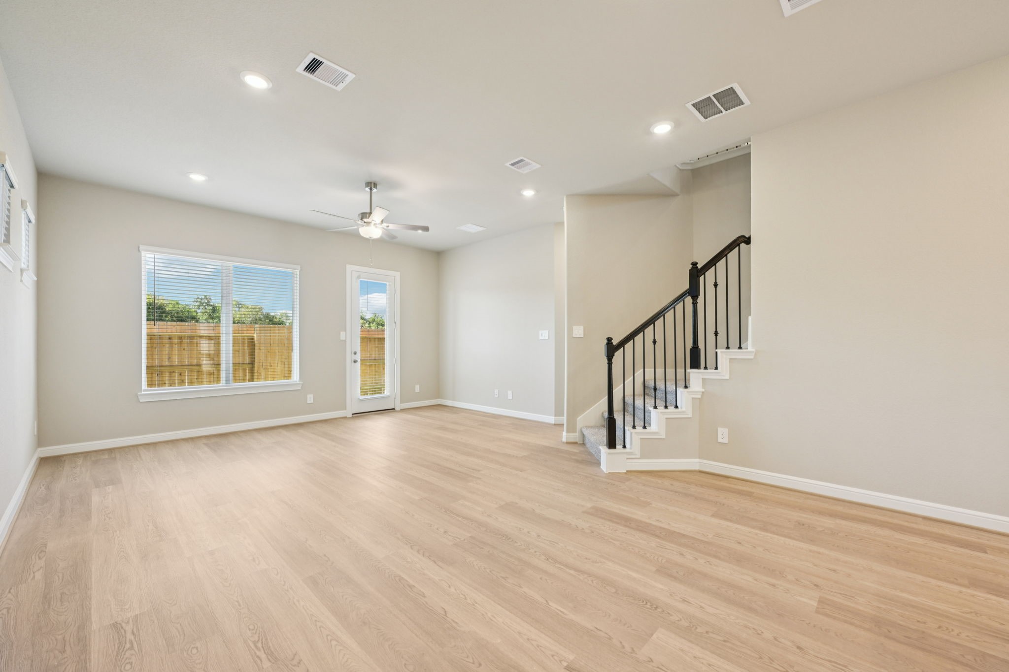 707 Topwater Trail Property Photo 5