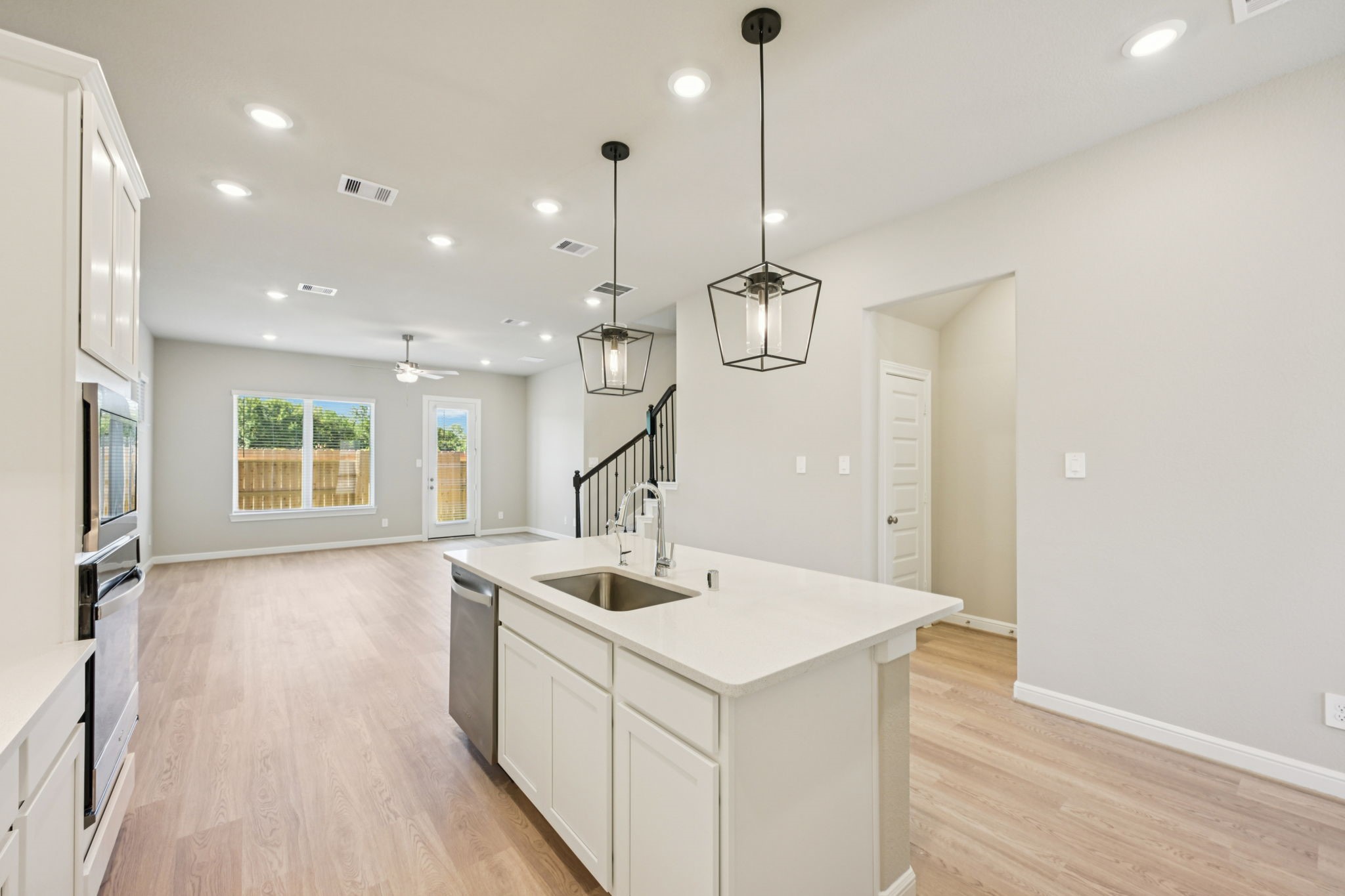 707 Topwater Trail Property Photo 15