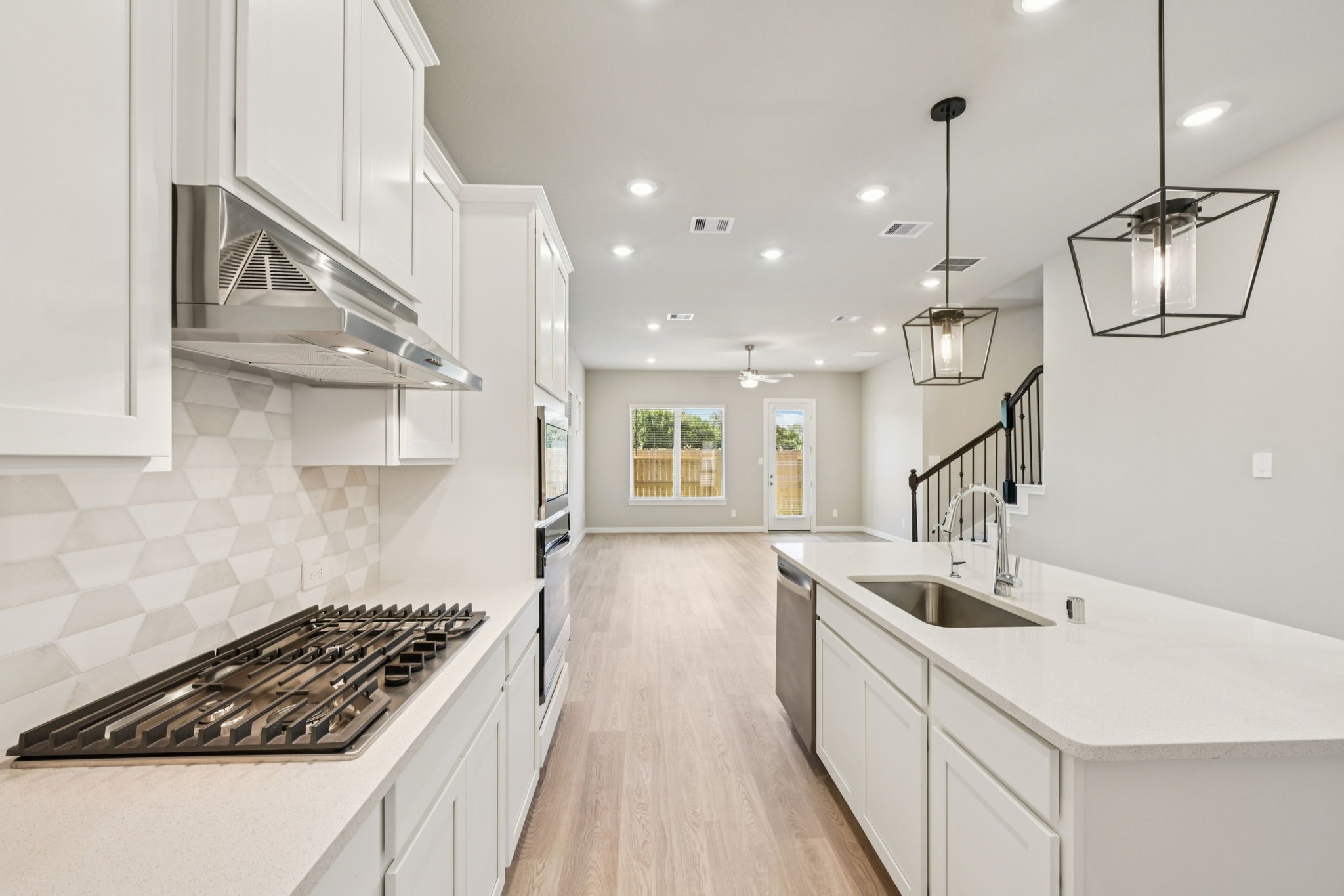 707 Topwater Trail Property Photo 16