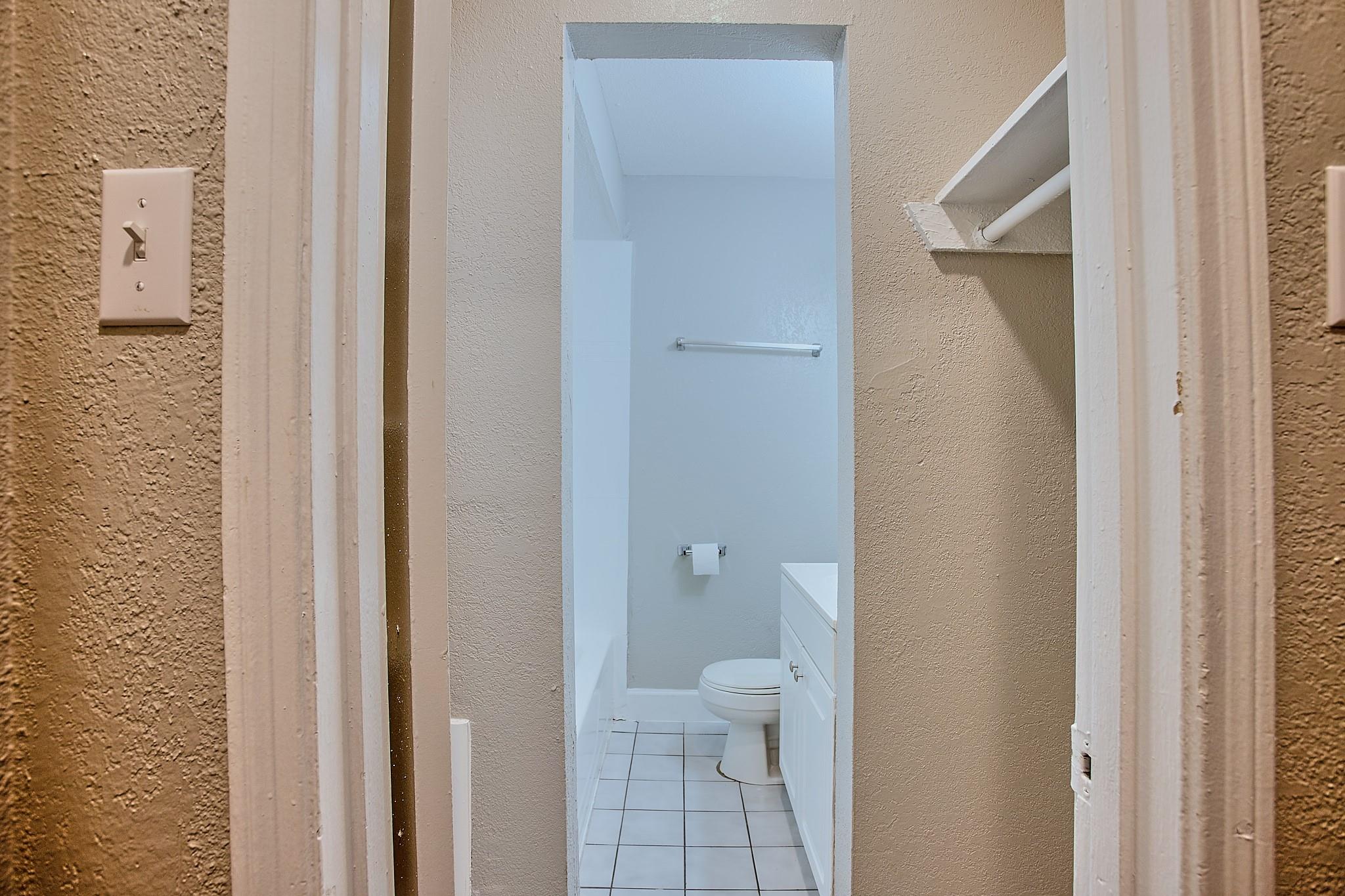 1423 Hawthorne 16 Property Photo 13