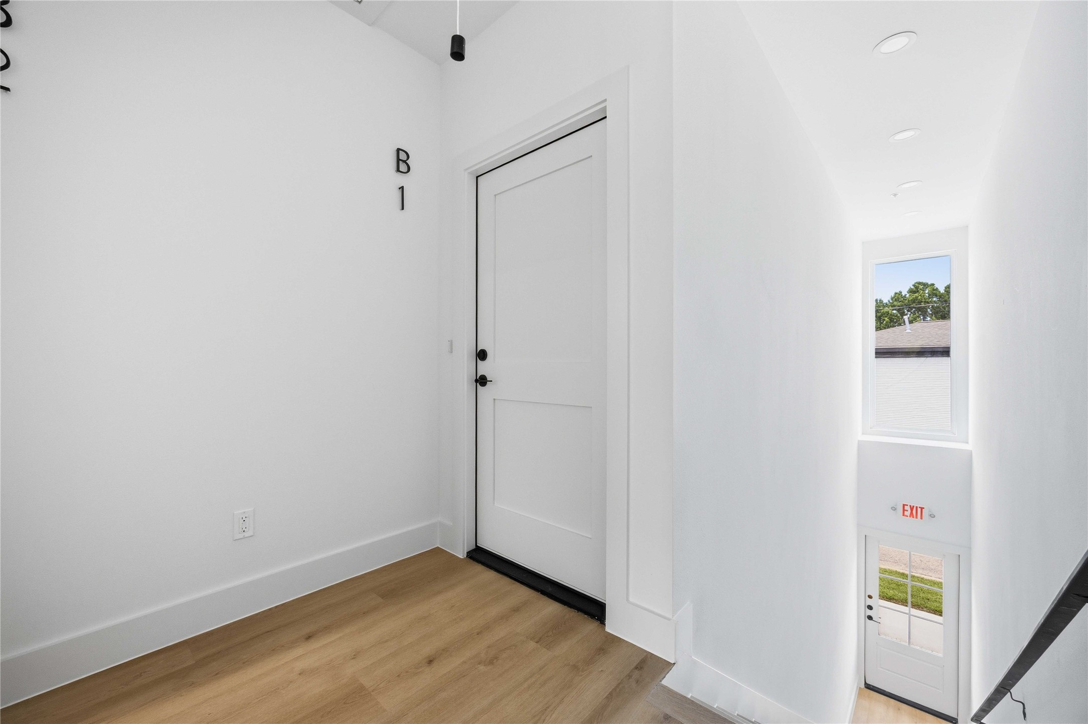 5408 San Jose Street B1 Property Photo 6