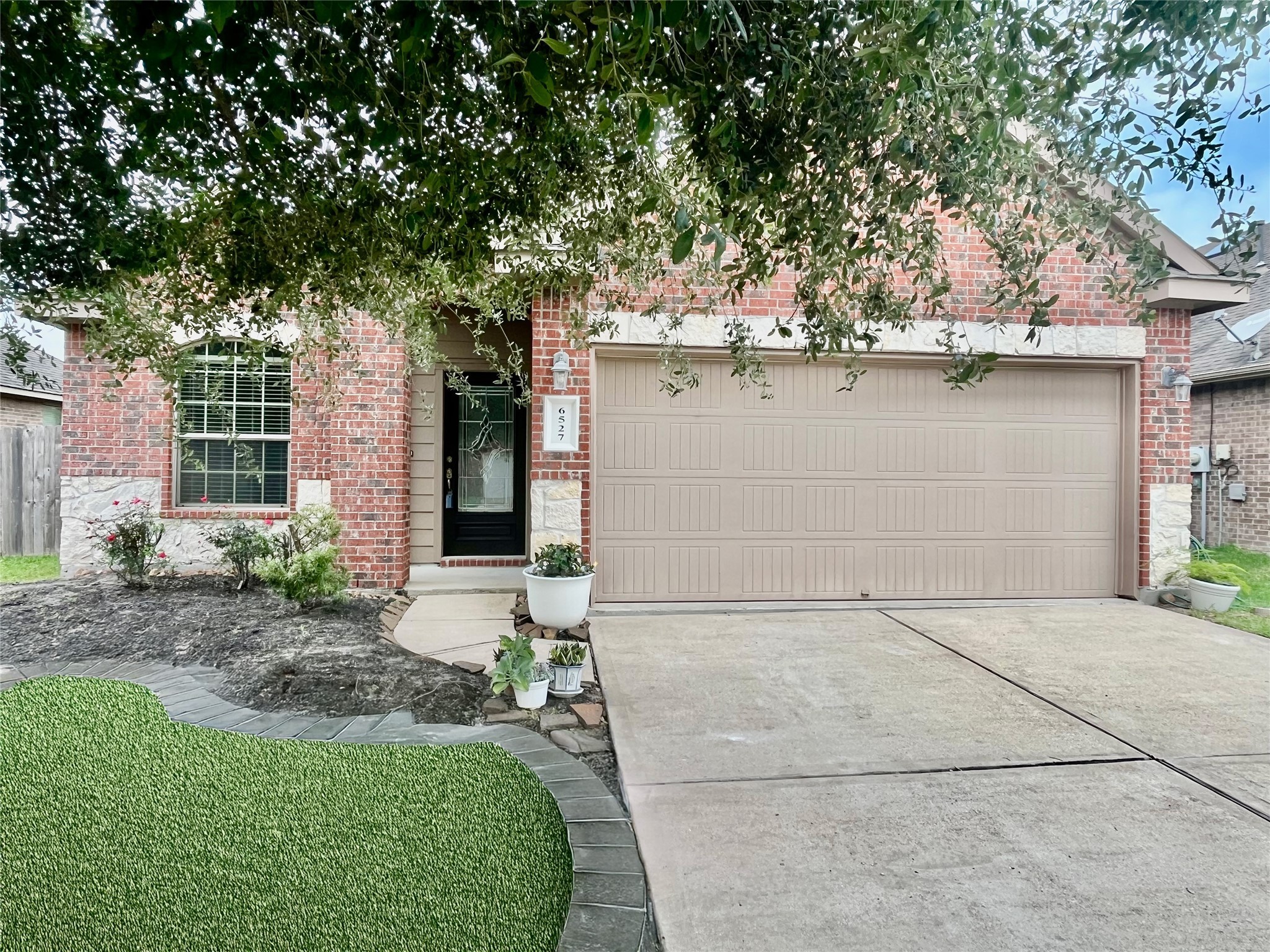 6527 Magellan Manor Drive Property Photo