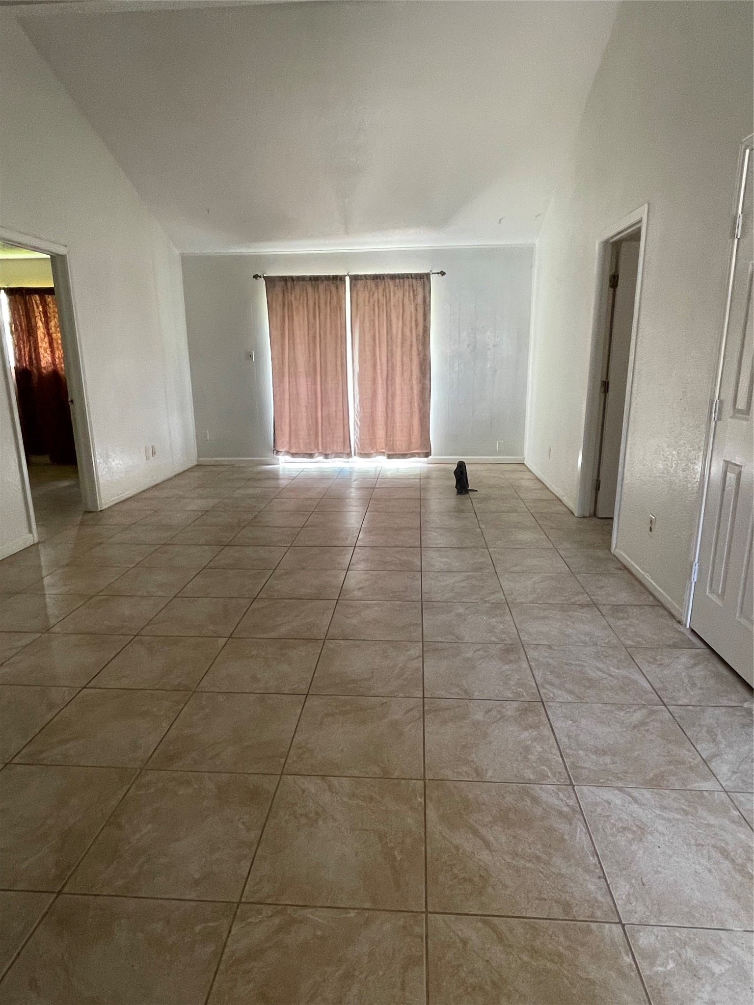 12522 Corning Drive Property Photo 3
