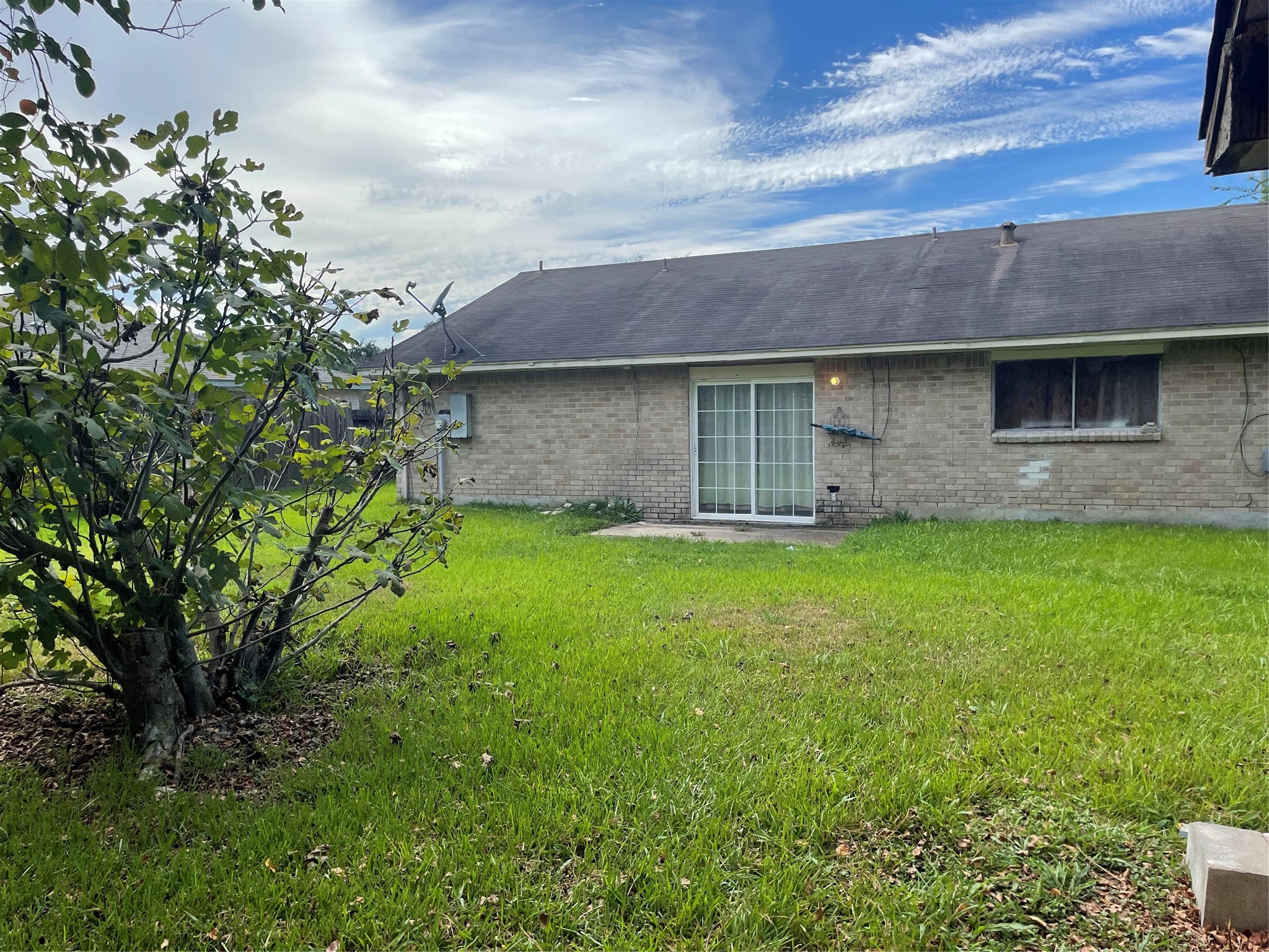12522 Corning Drive Property Photo 5