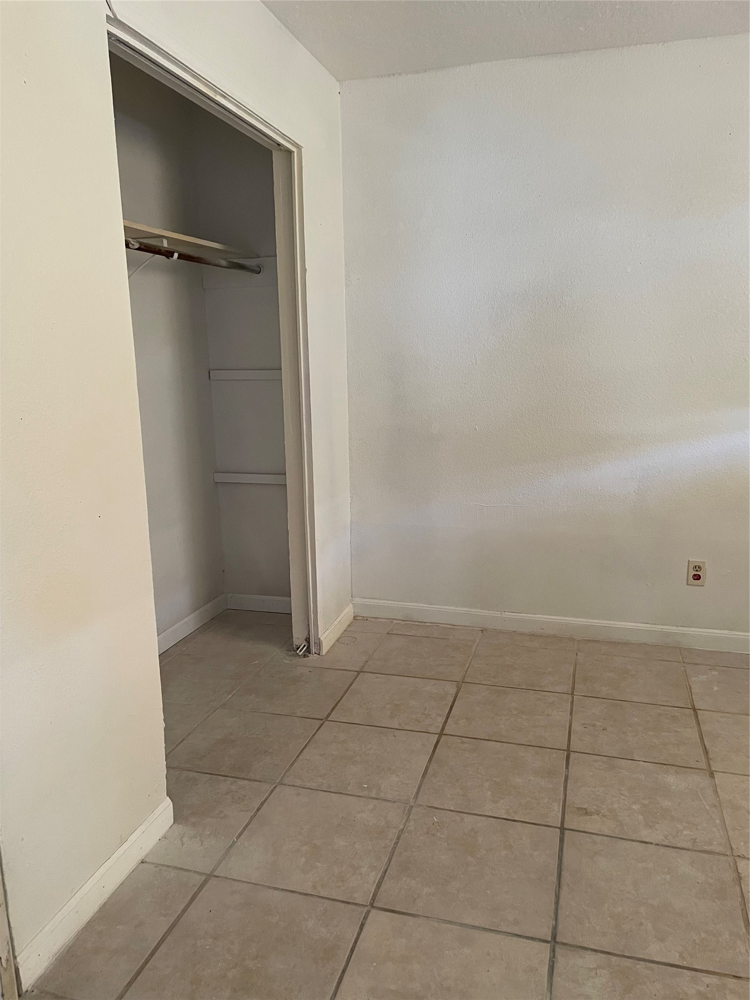 12522 Corning Drive Property Photo 11