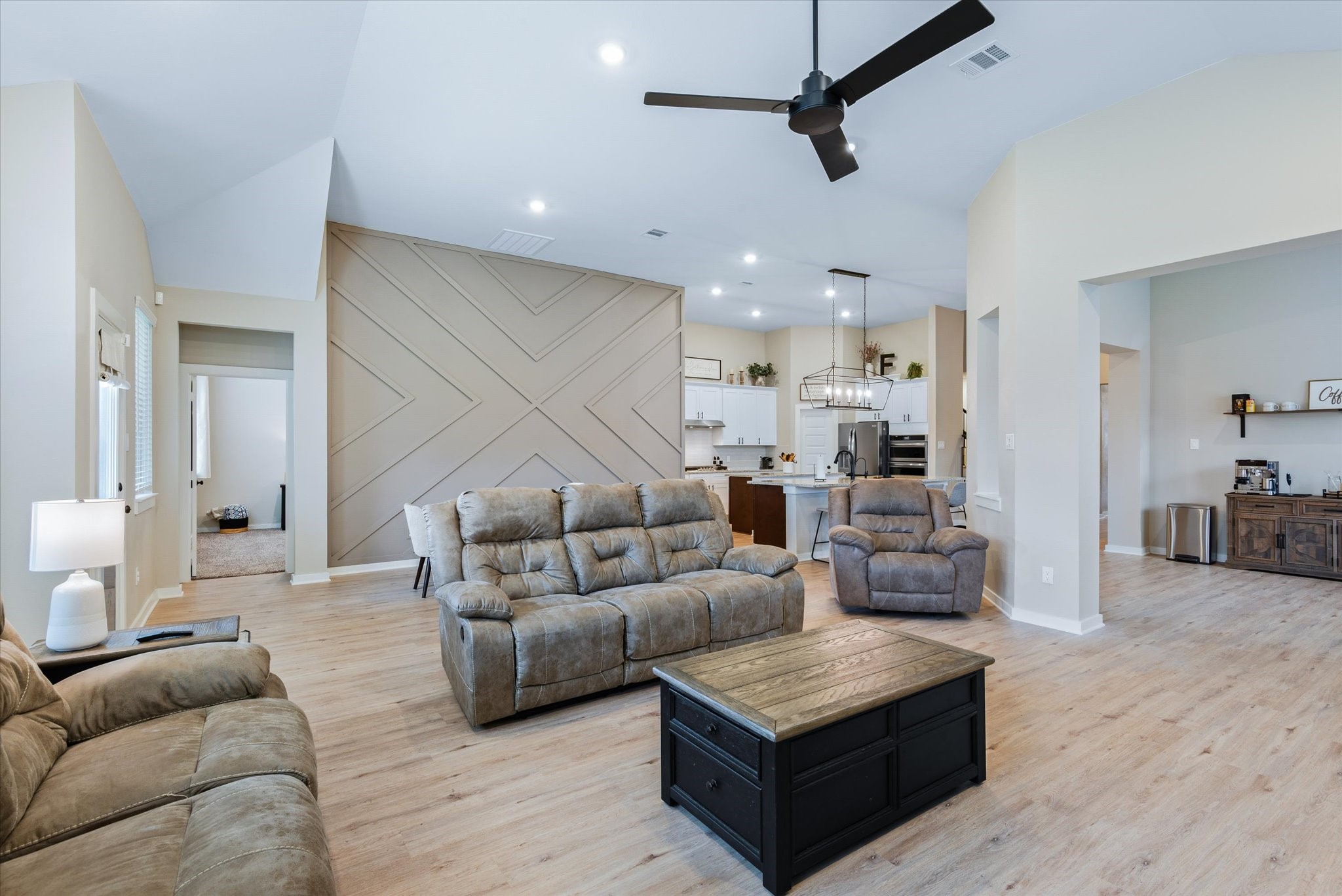 456 Lake Line Drive Property Photo 8