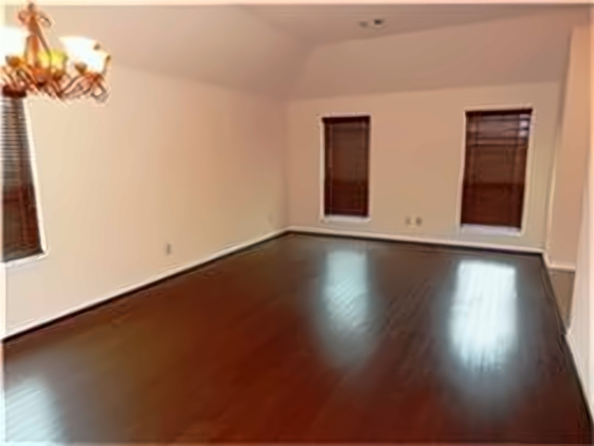 4713 E Meadow Drive Property Photo 2