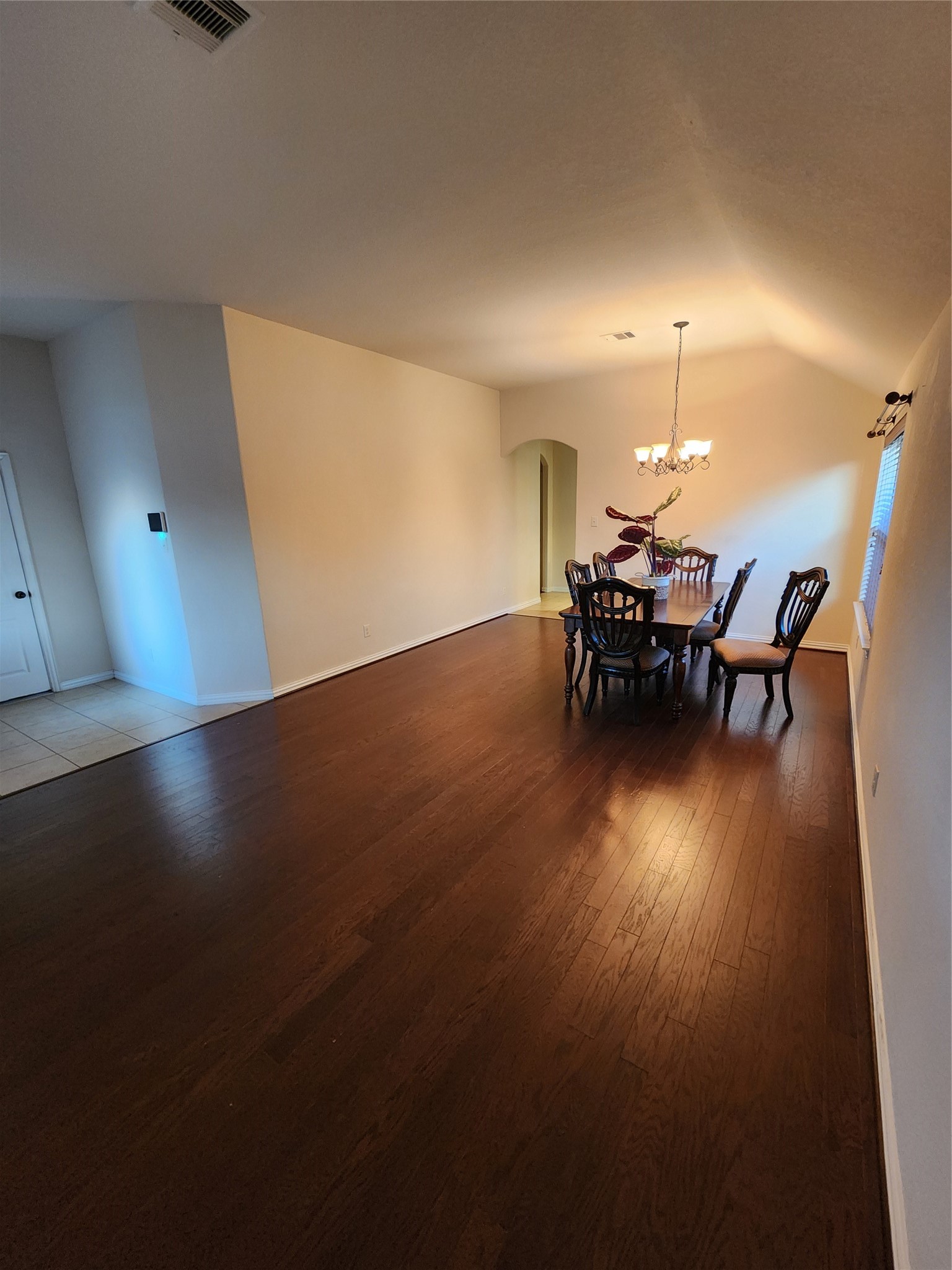 4713 E Meadow Drive Property Photo 3