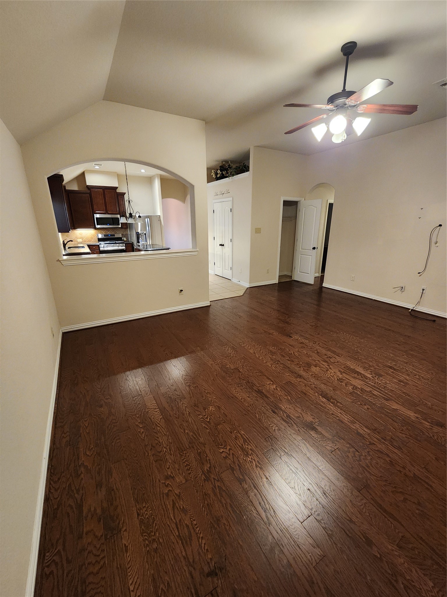 4713 E Meadow Drive Property Photo 12