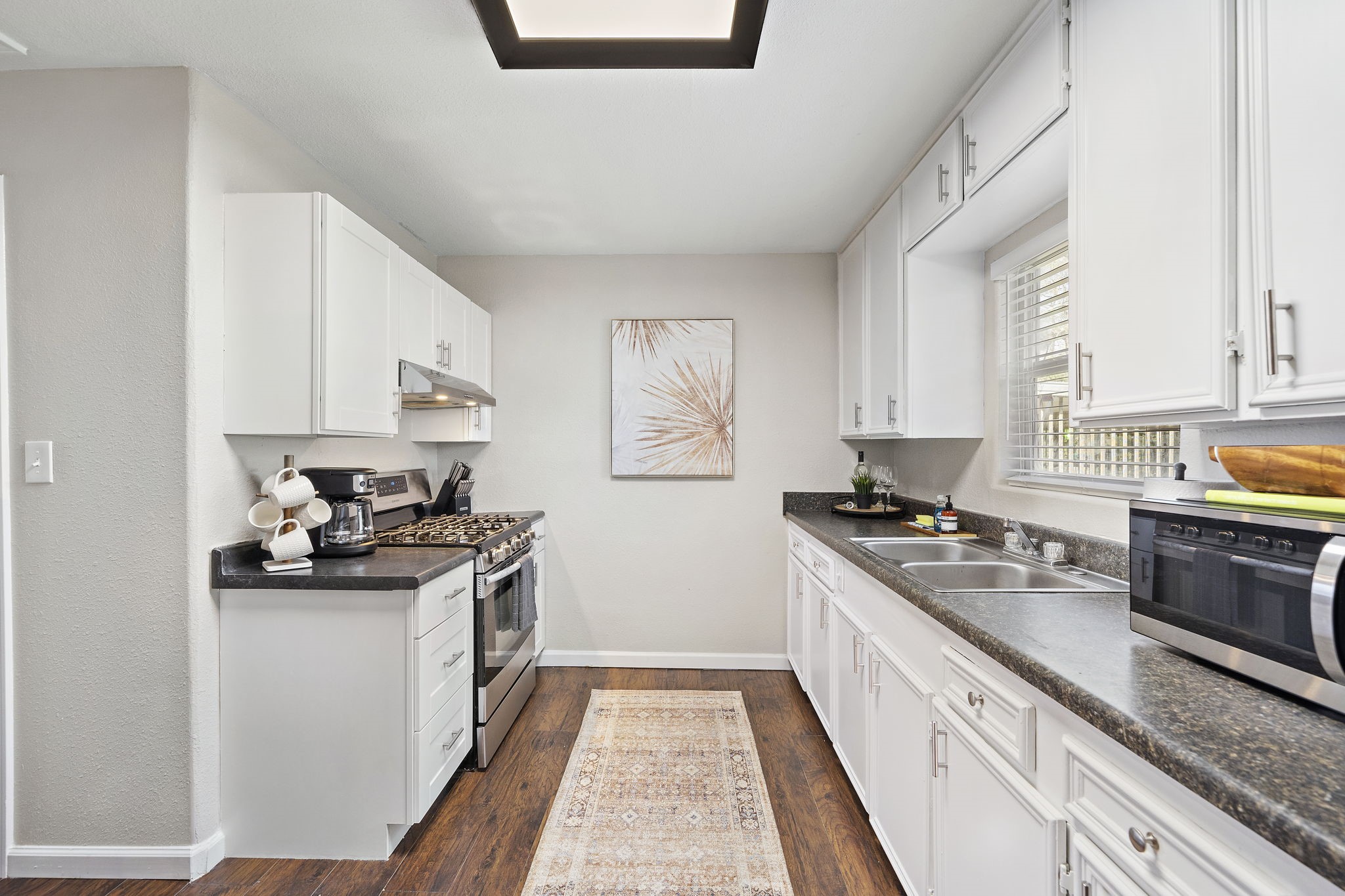 1206 Olive Street Property Photo 6