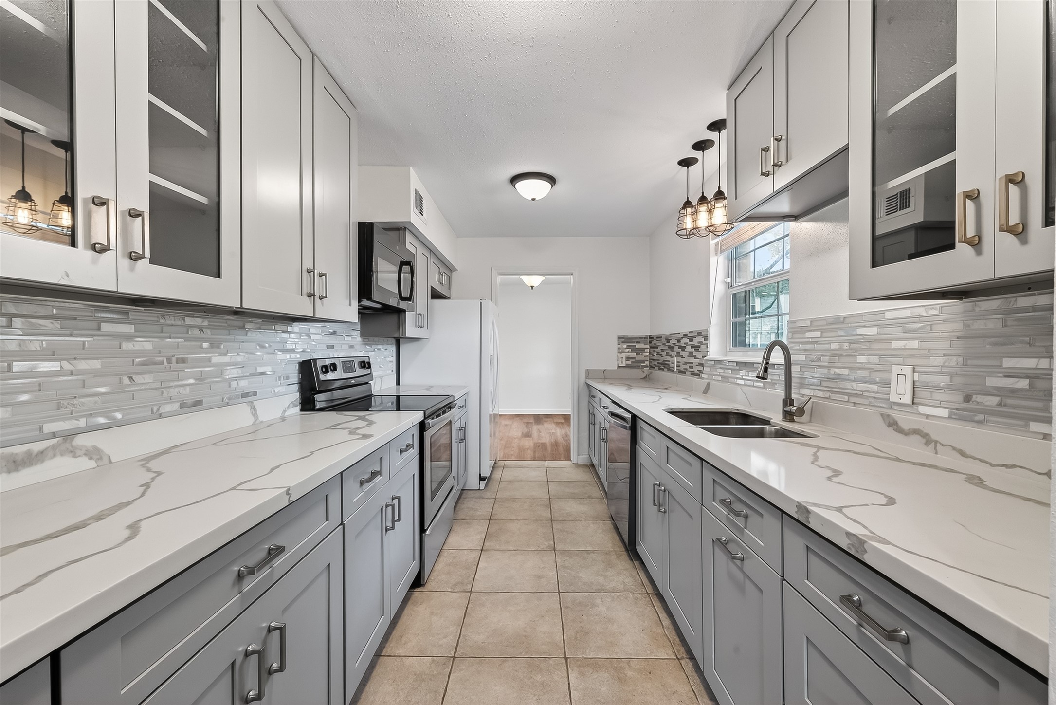 500 N Post Oak Lane Property Photo 18
