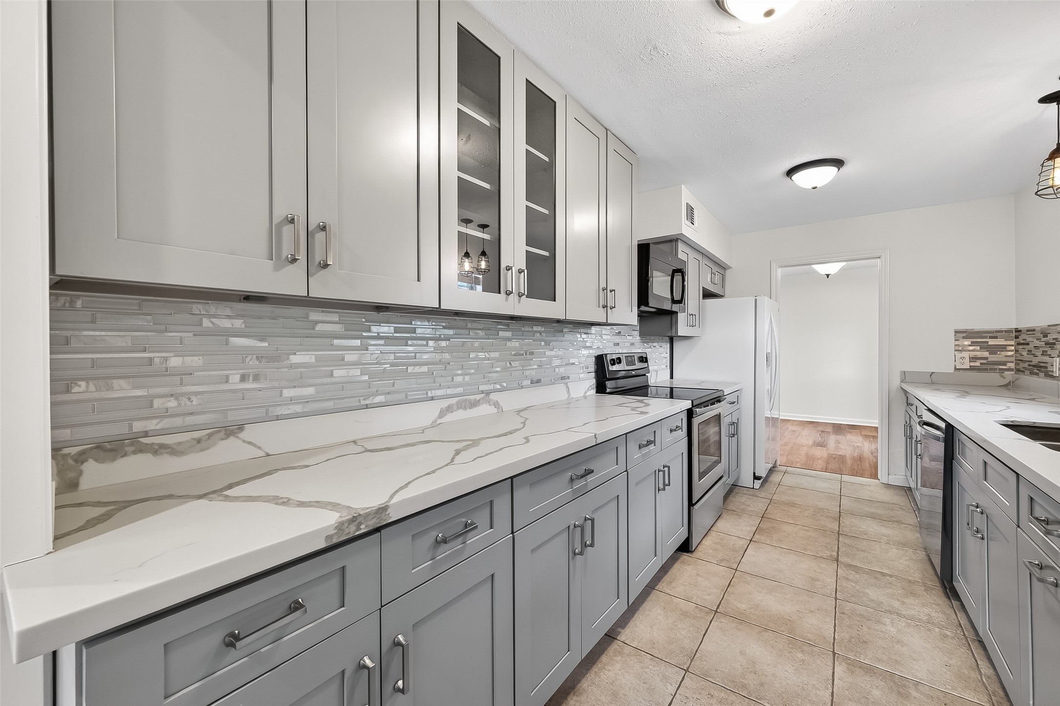 500 N Post Oak Lane Property Photo 19