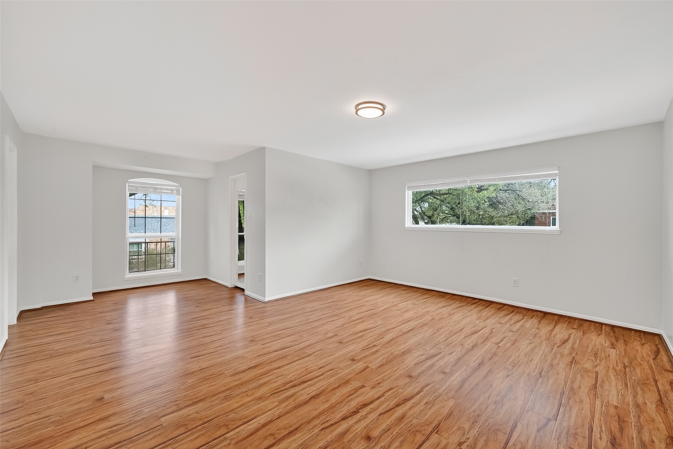 500 N Post Oak Lane Property Photo 30