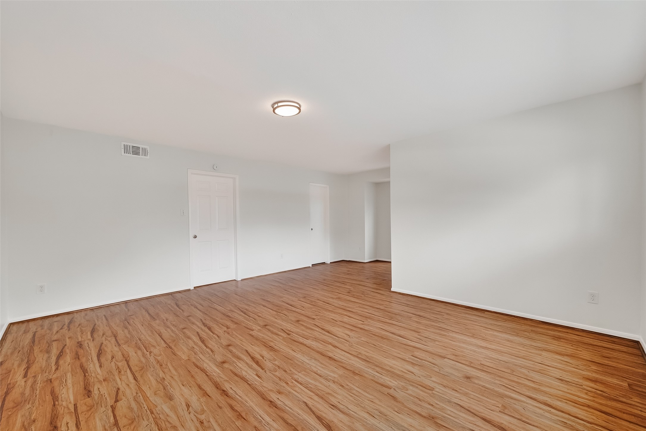 500 N Post Oak Lane Property Photo 31