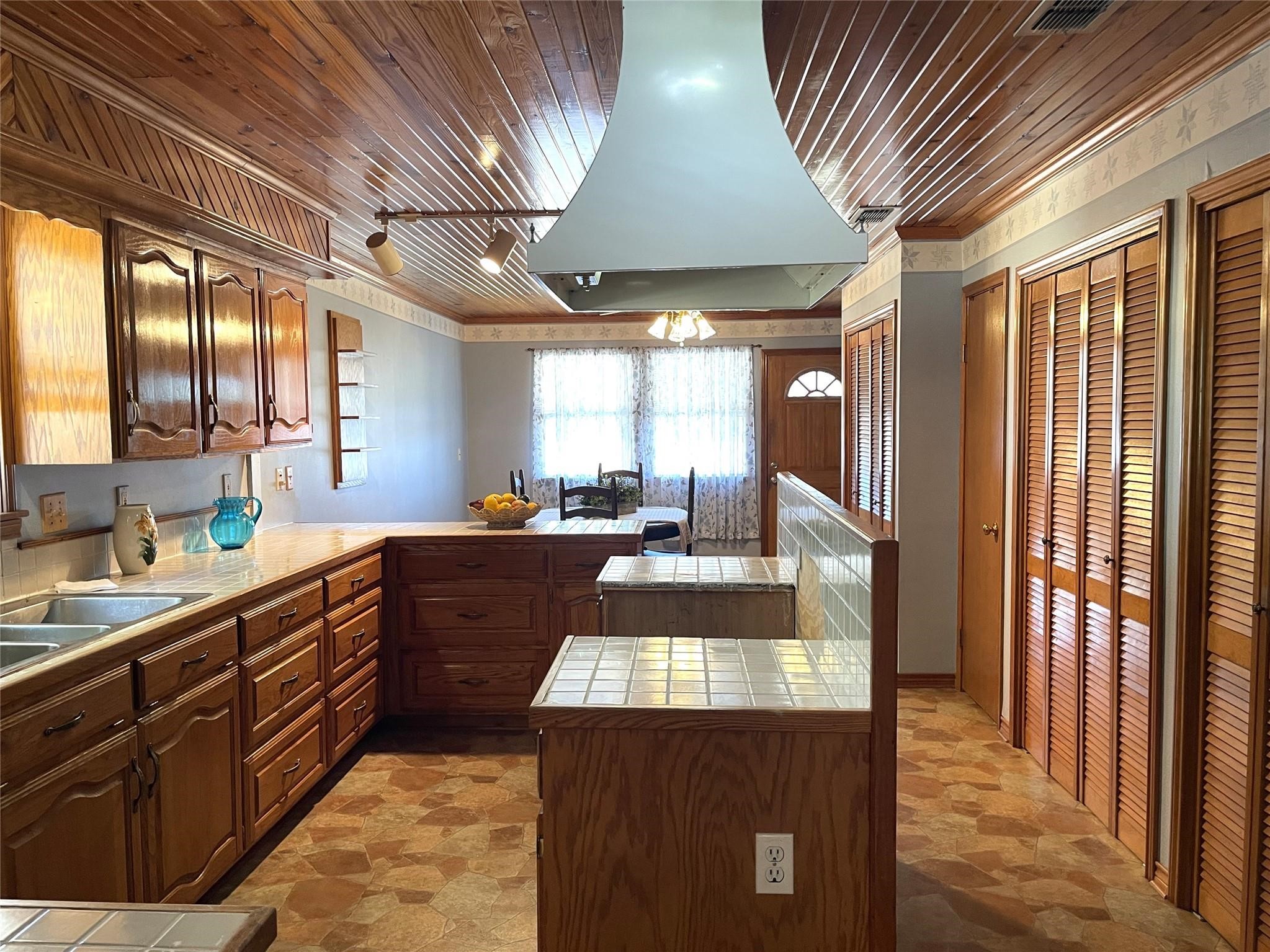 923 Fm 80 S Property Photo 9