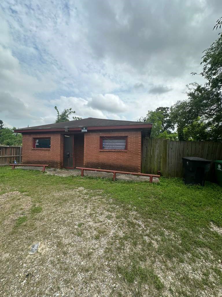 5514 Weaver Road Property Photo 1