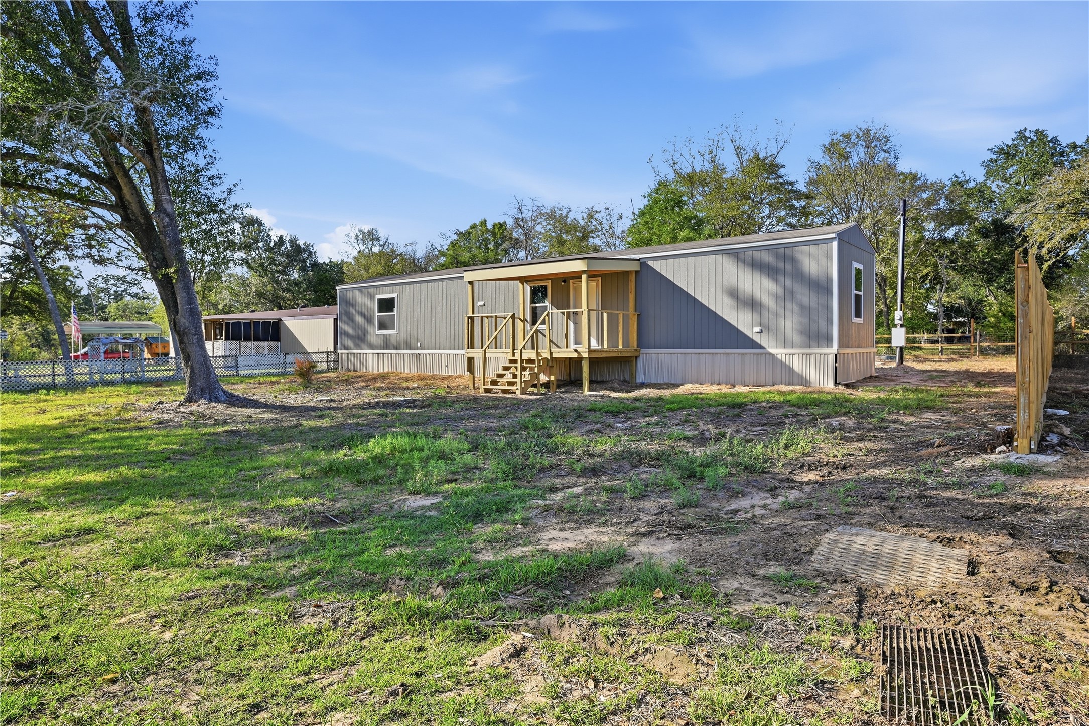 38904 West Drive Property Photo 1