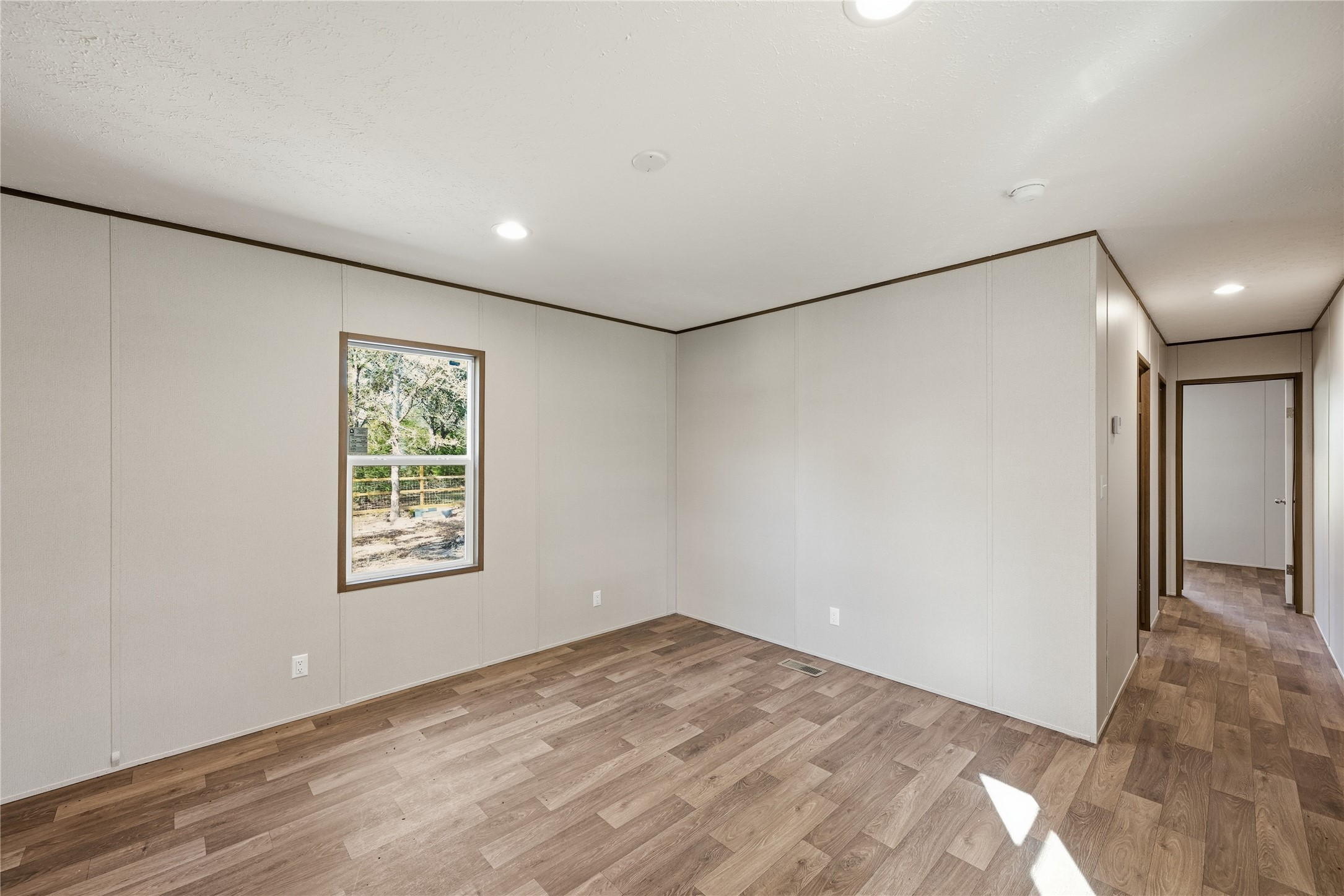 38904 West Drive Property Photo 4