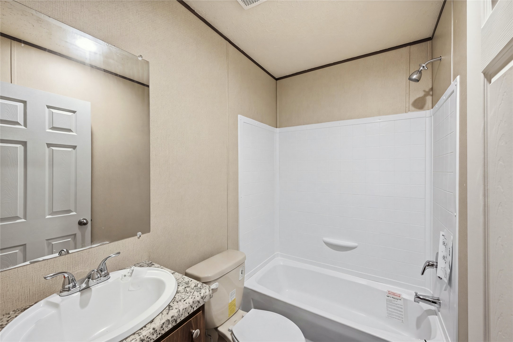 38904 West Drive Property Photo 16
