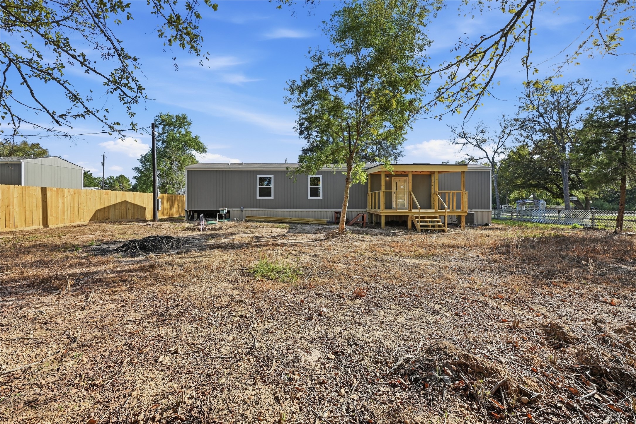 38904 West Drive Property Photo 22