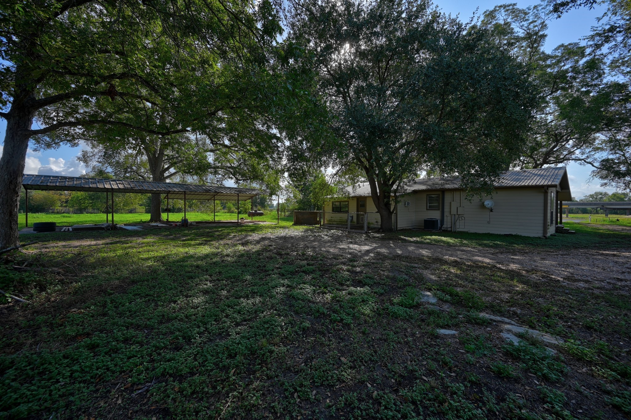 15650 Highway 290 W Property Photo 25