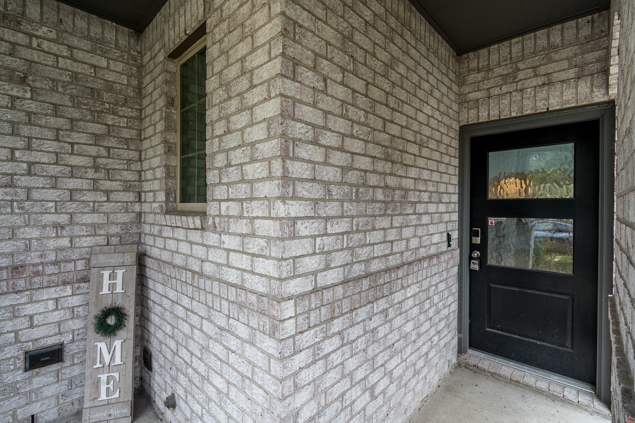 27006 Hidden Rock Court Property Photo 4