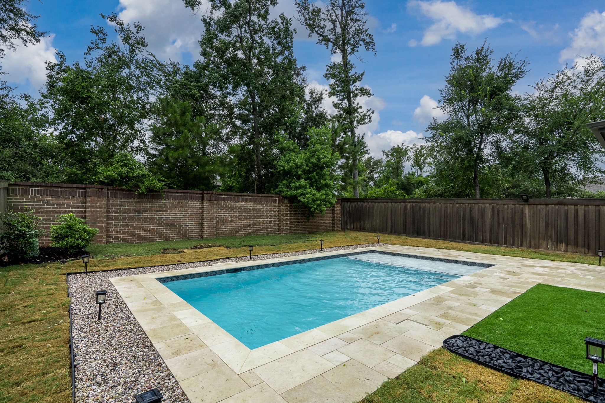 27006 Hidden Rock Court Property Photo 11