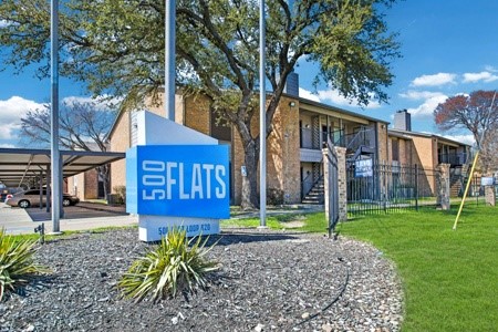 500 E Loop 820 606 Property Photo 1