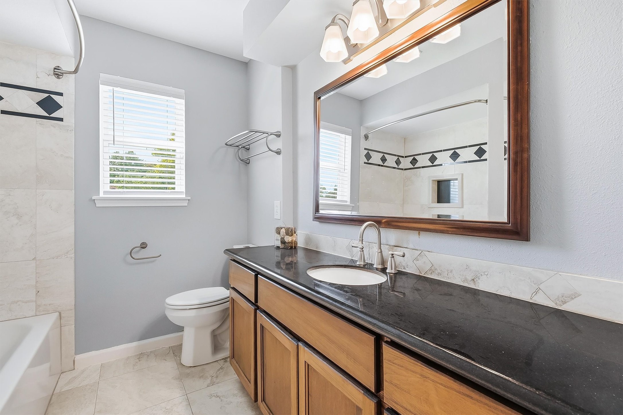 2503 Moss Hill Drive Property Photo 29