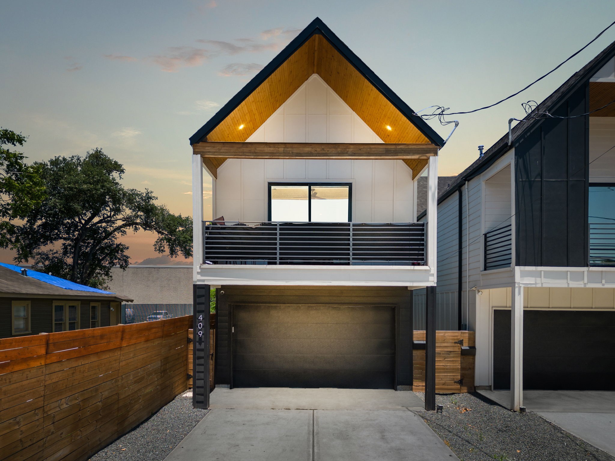 409 Blueberry Street Property Photo 1