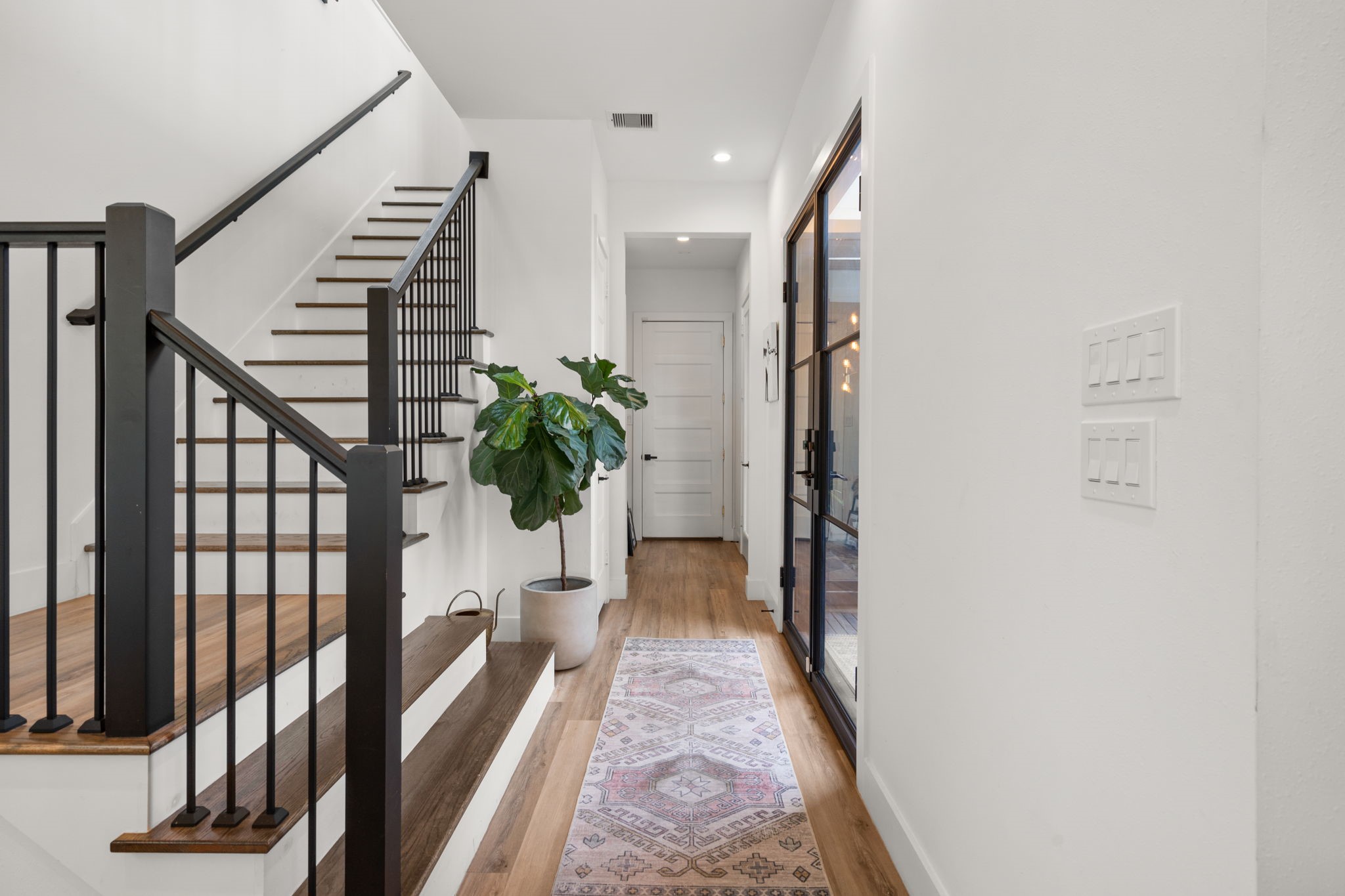 409 Blueberry Street Property Photo 33
