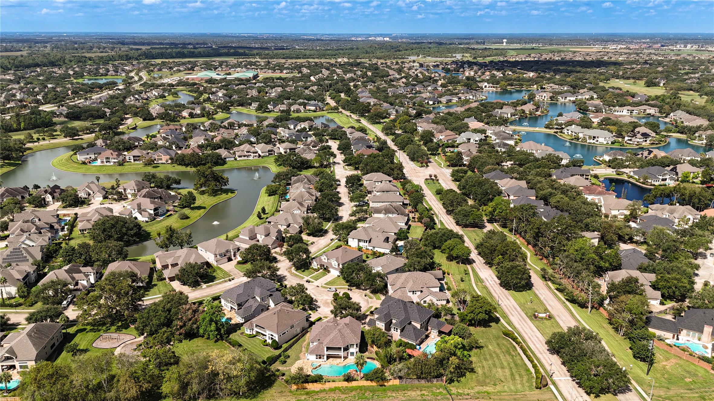 5207 Eagle Pointe Court Property Photo 4
