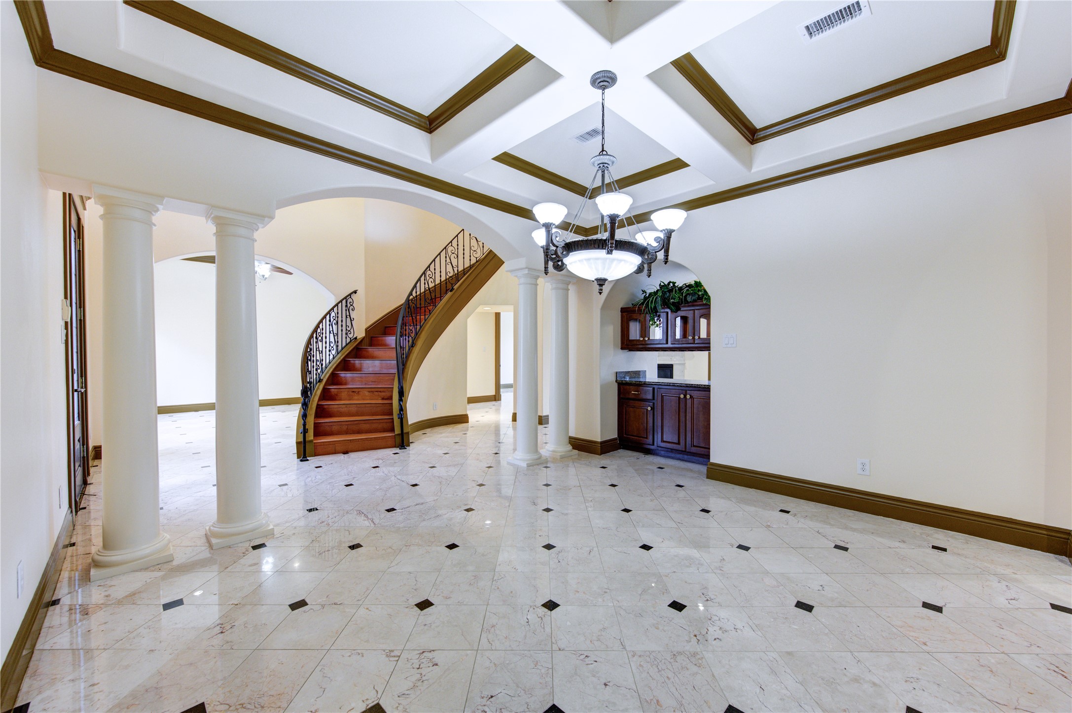 5207 Eagle Pointe Court Property Photo 10